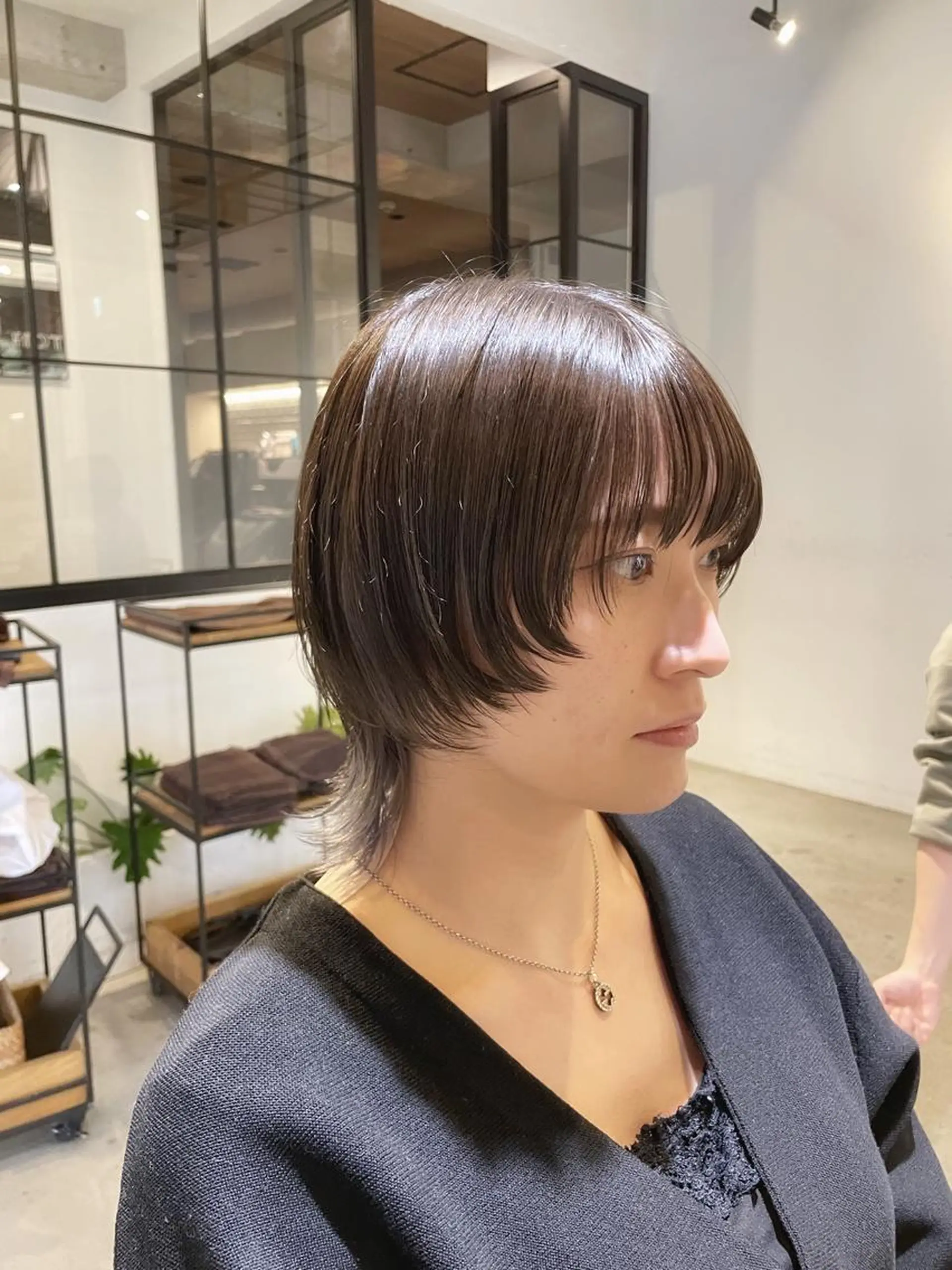 ショート 顔周りカット レイヤーカット ショートヘア ウルフカット ベージュカラー/新潟 オリーブ/落合優吾のヘアスタイル