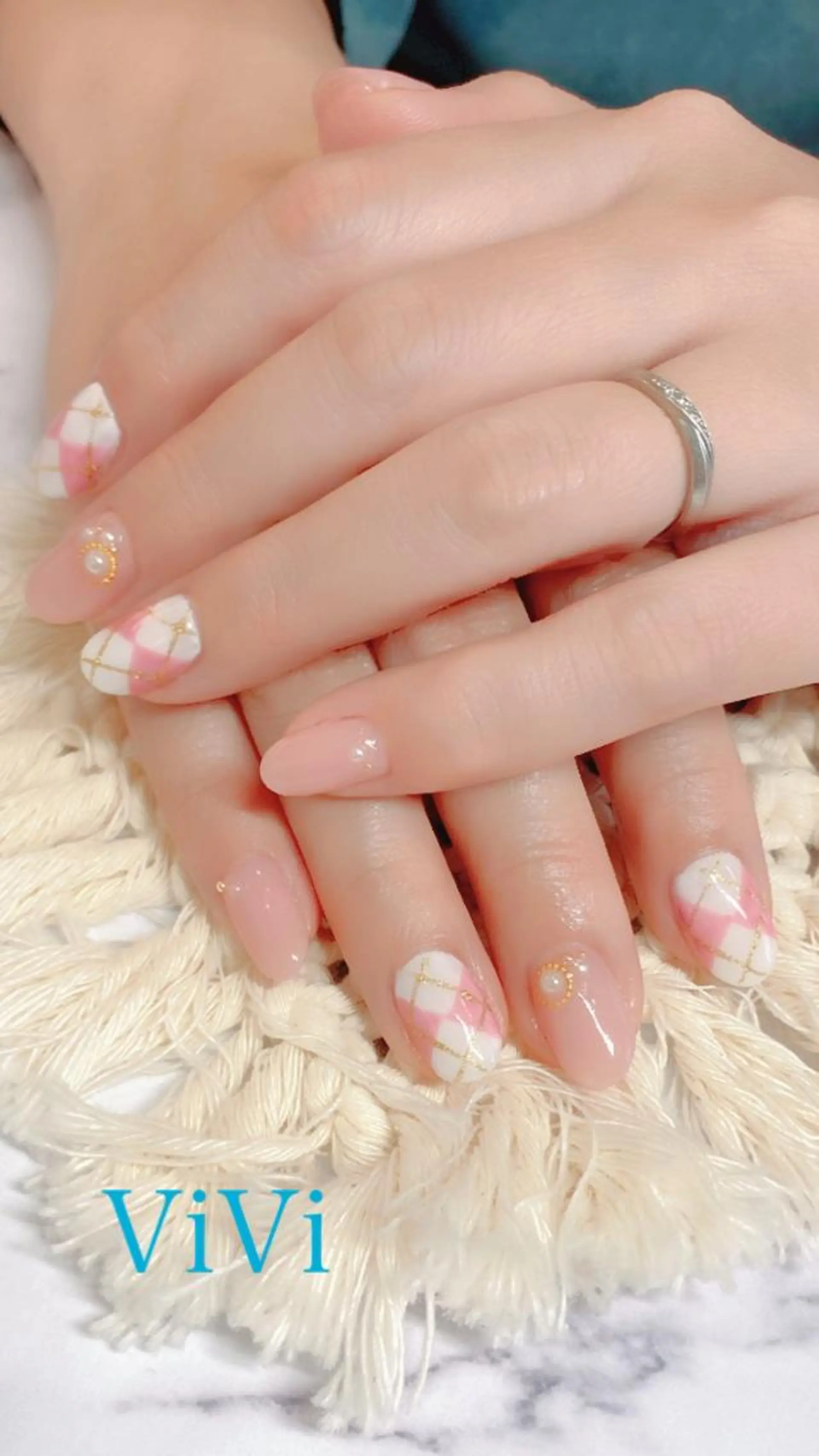 ネイル ハンドネイル nailsalon ViViのネイルデザイン