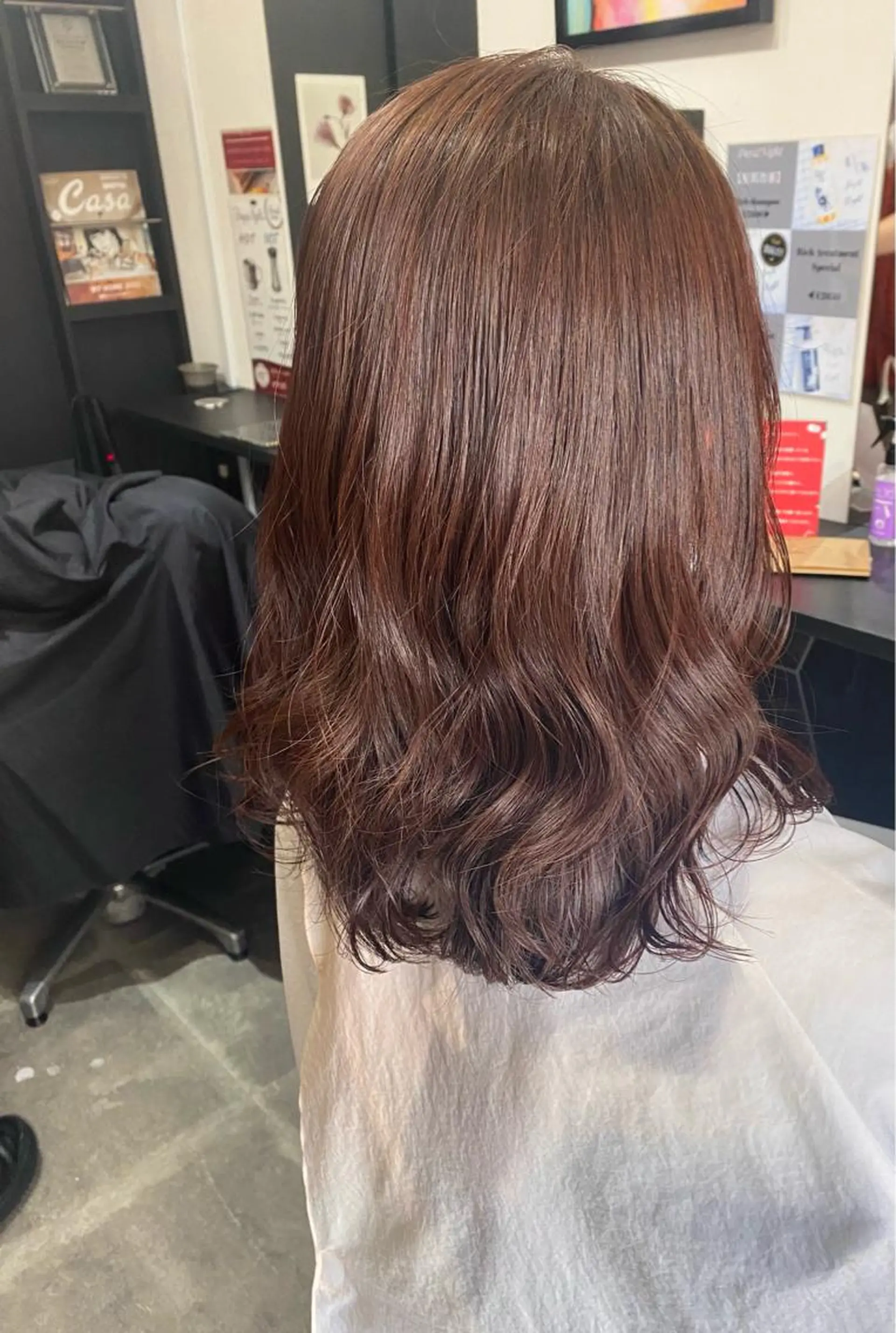 ミディアム カラー ブラウンカラー ピンクカラー ピンクブラウン ヘアカラー トリートメント Day&Night 粋所属・【天神／大名】 Honoka．のヘアスタイル