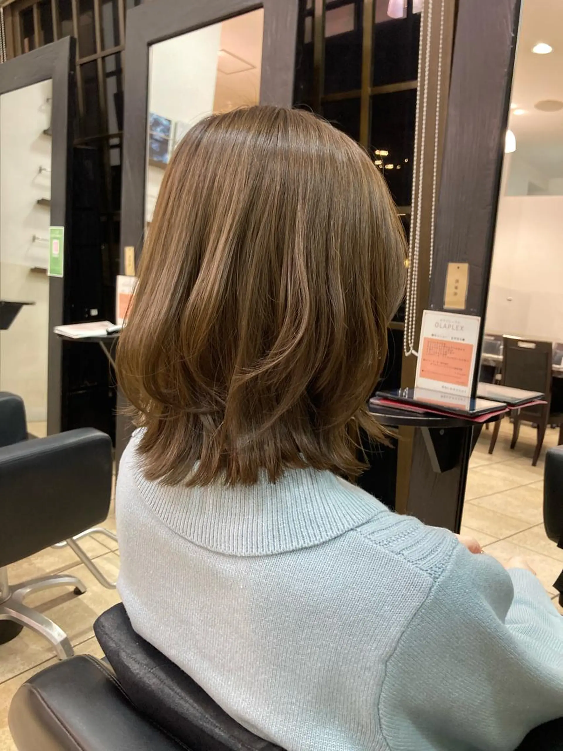 ミディアム カラー ヘアアレンジ ベージュカラー ブリーチ ブリーチなしカラー カット ヘアカラー シャルマン銀座店所属・🌟東銀座マンツーマ ン🌟タカナシのヘアスタイル