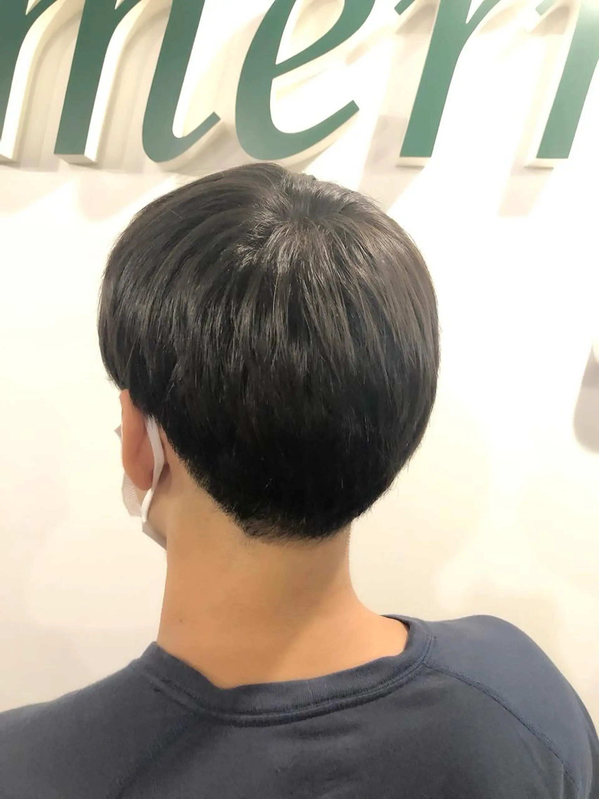 ショート メンズ 縮毛矯正 髪質改善HAIR RESORT MASSIVE横浜桜木町店所属・森野 桂のヘアスタイル