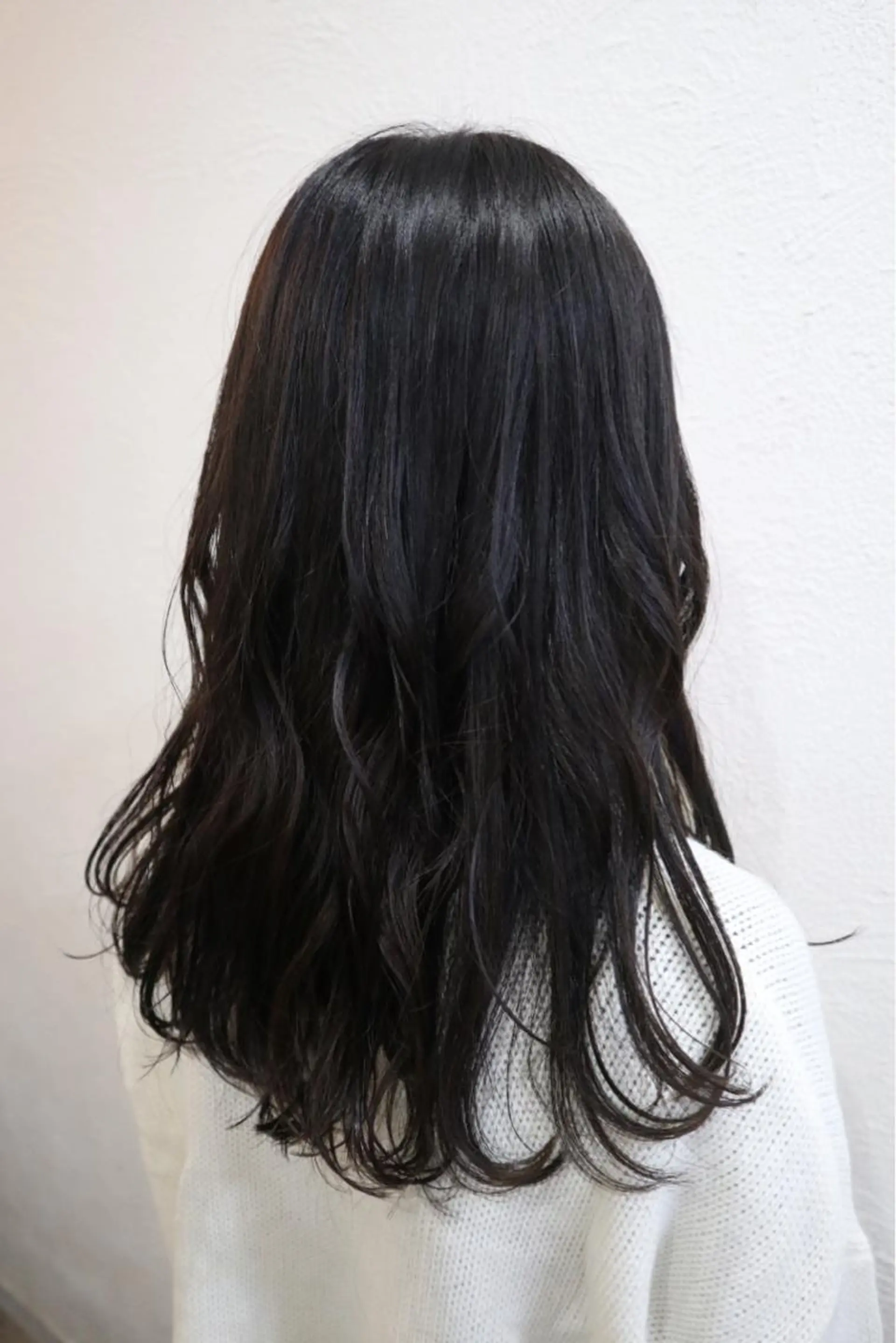 ロング カラー アッシュ ブリーチ ダークアッシュ 西村 ようこのヘアスタイル