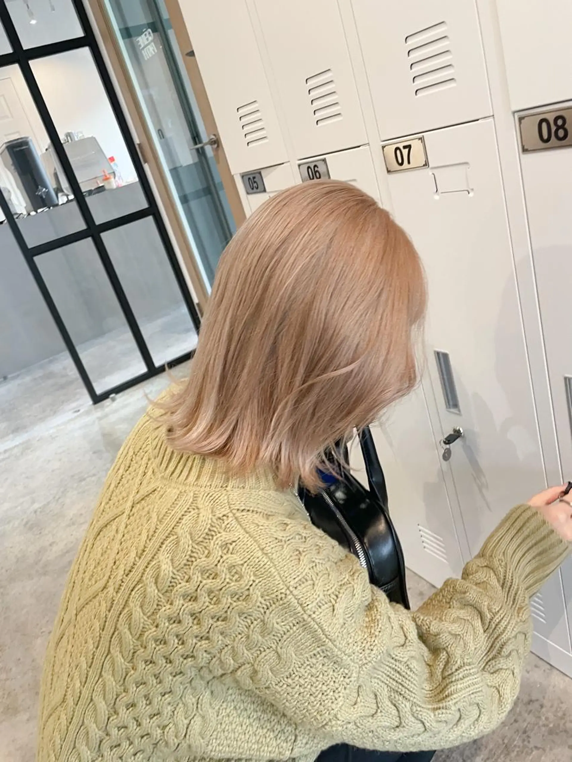 ミディアム カラー ベージュカラー ブリーチ ヘアカラー Takuma Suzuki中目黒のヘアスタイル