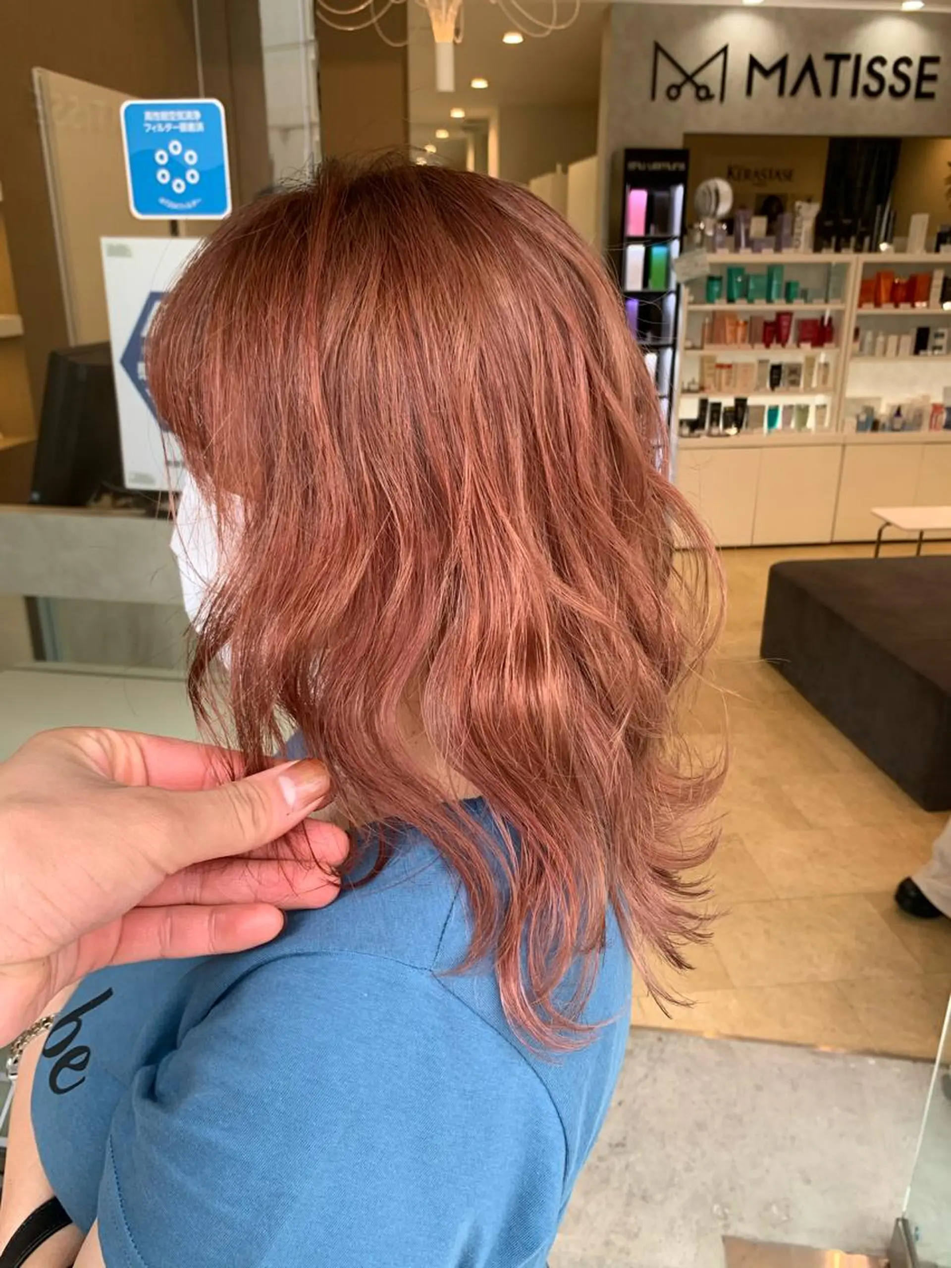ミディアム カラー ベージュカラー 透明感カラー ピンクカラー ピンクベージュ メンズカット/レイヤ ーカット大名Lay.のヘアスタイル
