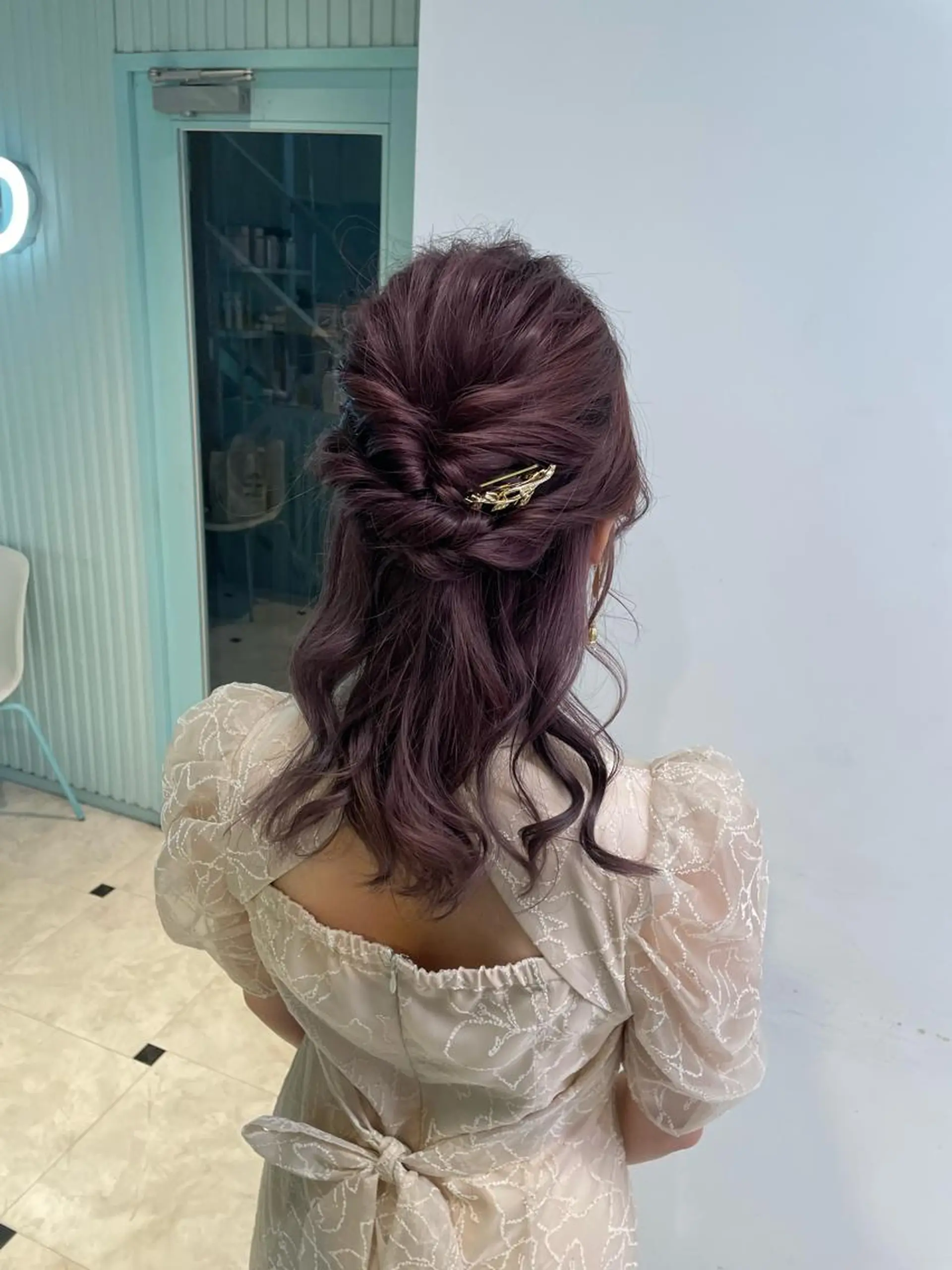 ミディアム ヘアセット サロウィン新宿三丁目East所属・💕冬モテ×上品色気 モテヘア💕山田航介のヘアスタイル