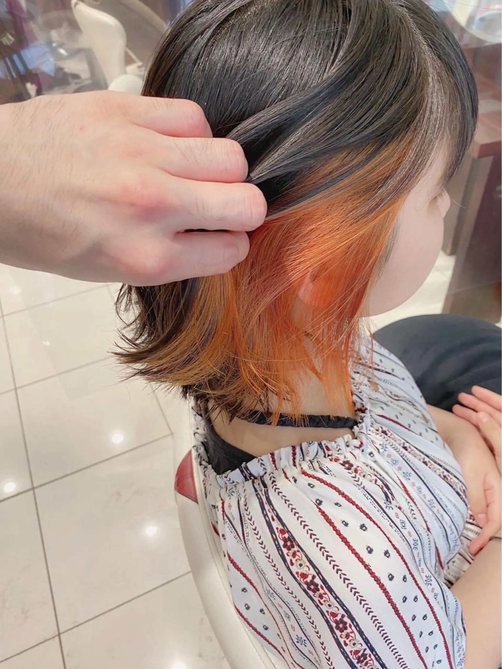 ショート カラー ヘアアレンジ オレンジ 川田流輝 艶髪カラー/髪質改善のヘアスタイル