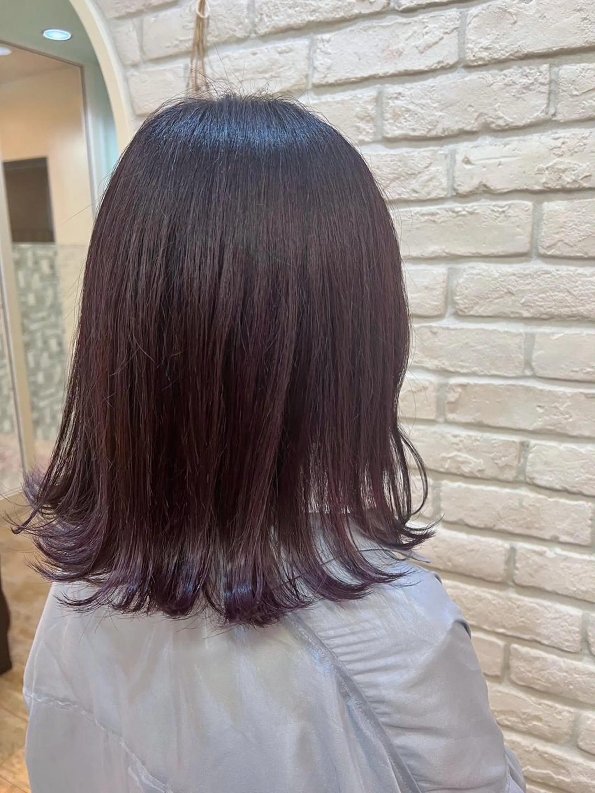 ミディアム カラー 🎀野崎 美玖𝜗𝜚˚⋆のヘアスタイル