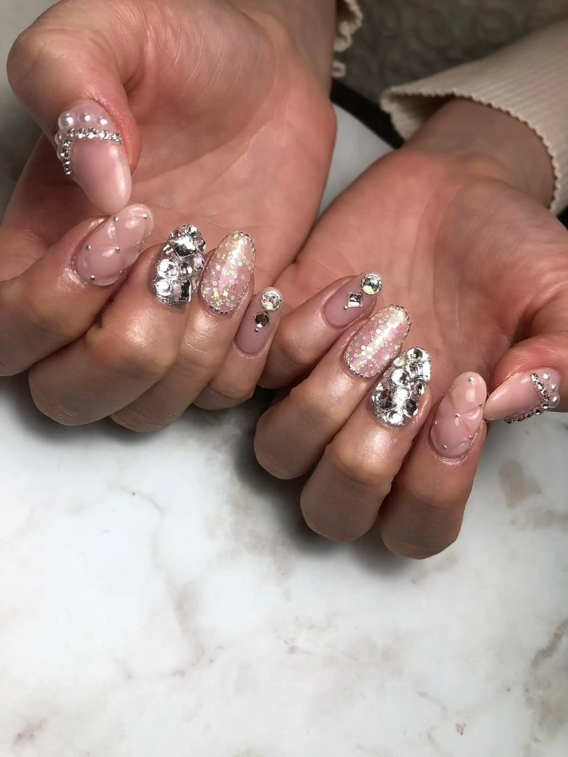ネイル Ellie Nail Honamiのネイルデザイン