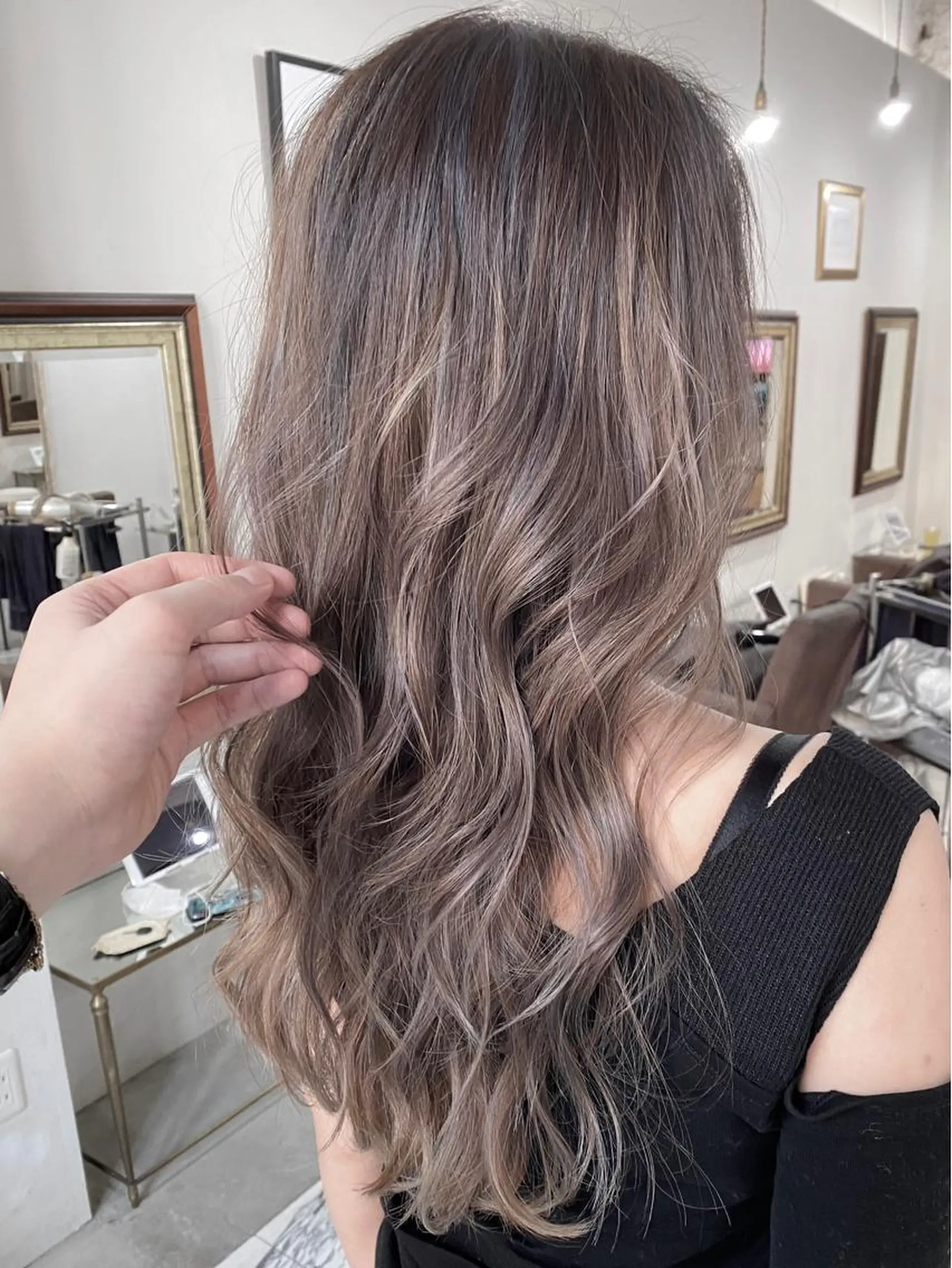 ロング カラー カット ヘアカラー トリートメント 👑圧倒的カラー👑 佐々木祐希のヘアスタイル