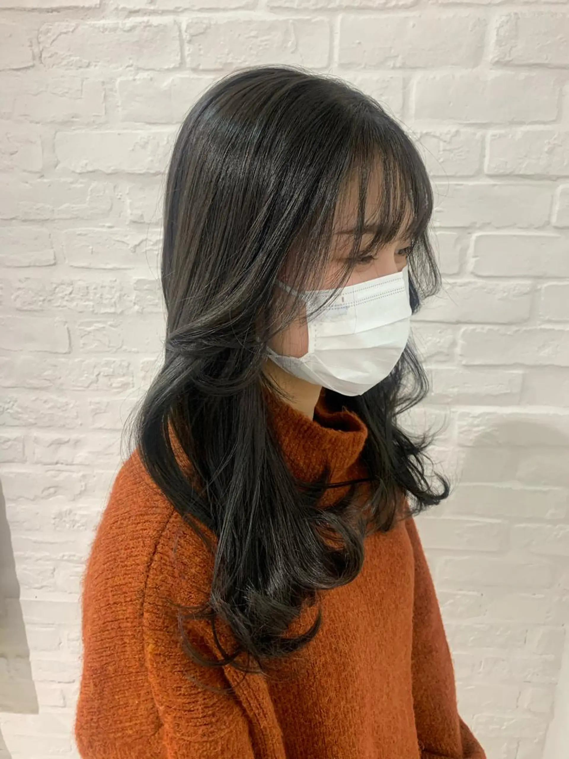 セミロング 最新韓国本場ヘア 🇰🇷榎本明日香のヘアスタイル