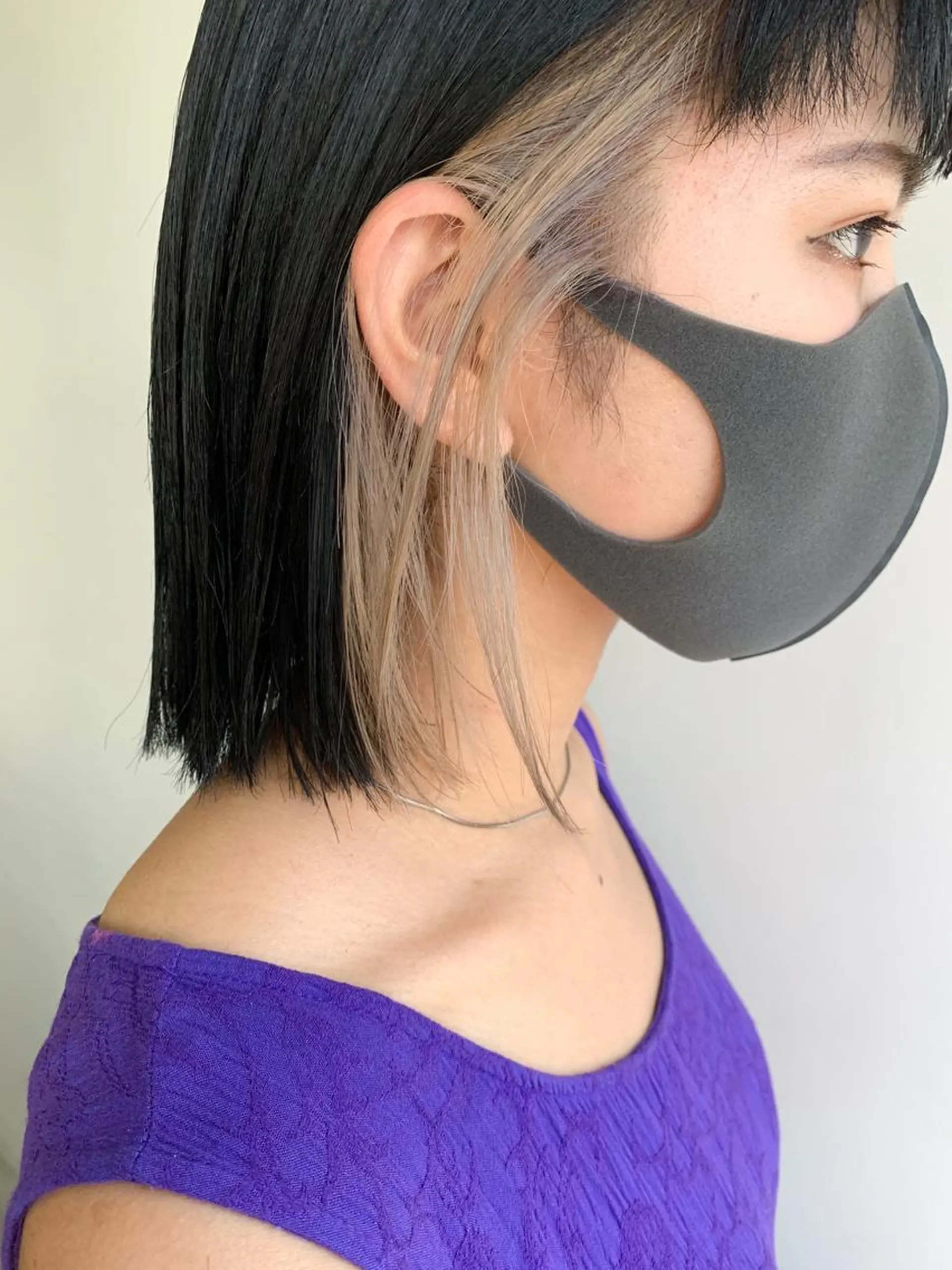 ショート nuu所属・💜ショート💜 ウルフ、ボブ二色亜美のヘアスタイル