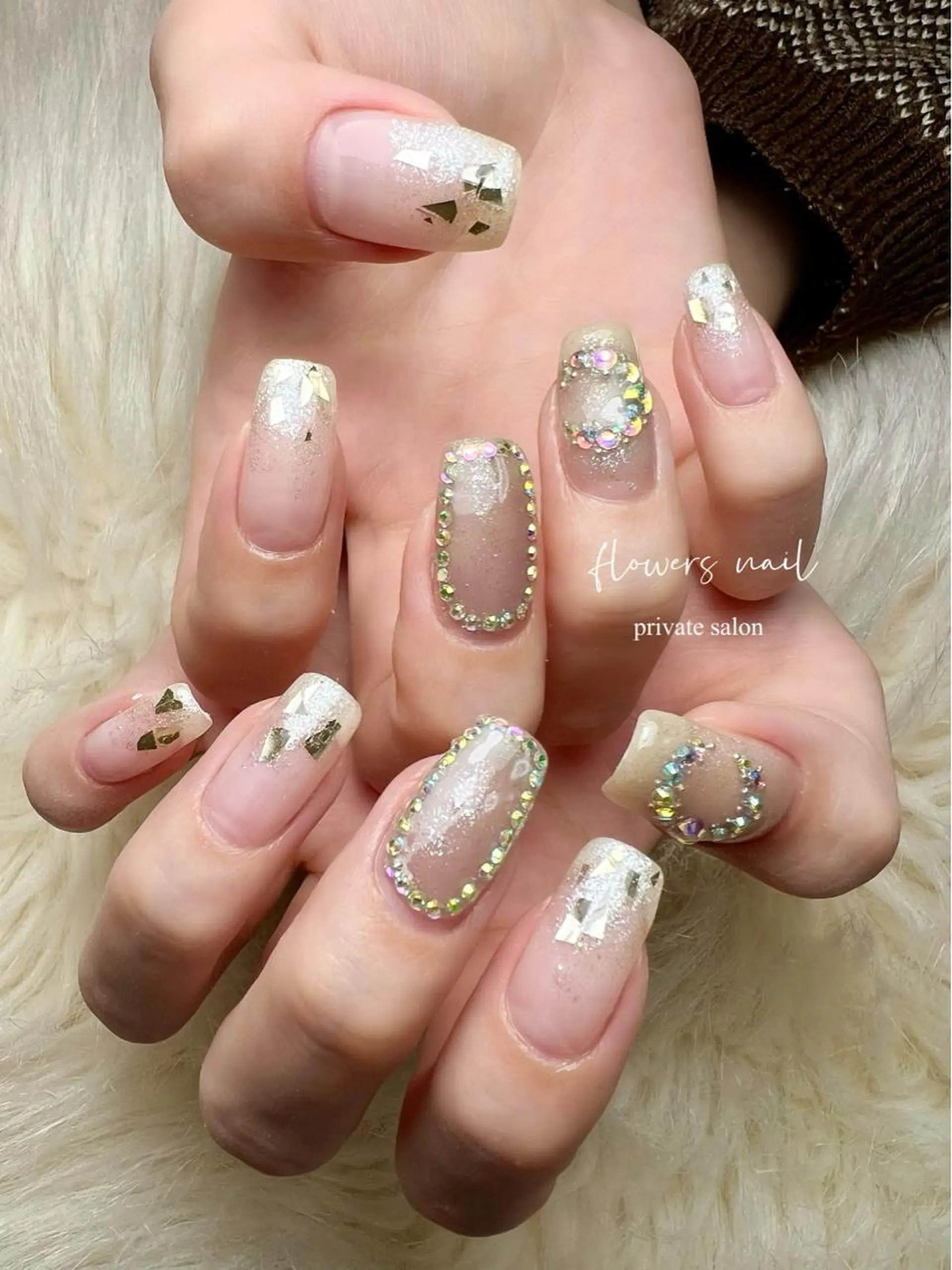 ネイル ジェルネイル キラキラネイル 持ち込み パラジェル 春ネイル flowers nailのネイルデザイン
