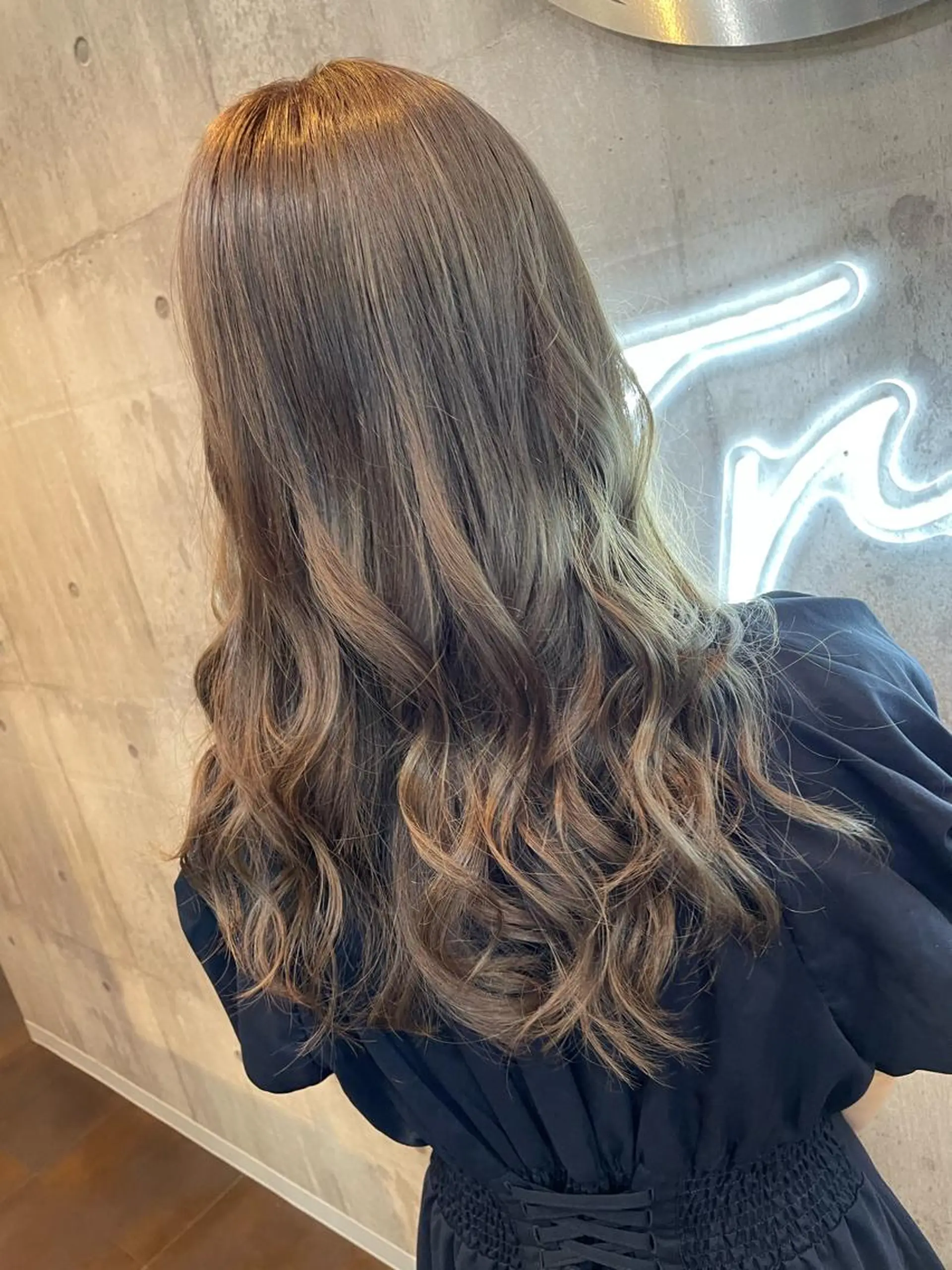 セミロング カラー パーマ ヘアアレンジ メンズ キッズ ネイル マツエク・マツパ アイブロウ シールエクステ メンズバレイヤージュ メンズハイライト メンズインナーカラー メンズ韓国風 ヘアカラー 新越駅から1分 肥高　壮汰のヘアスタイル