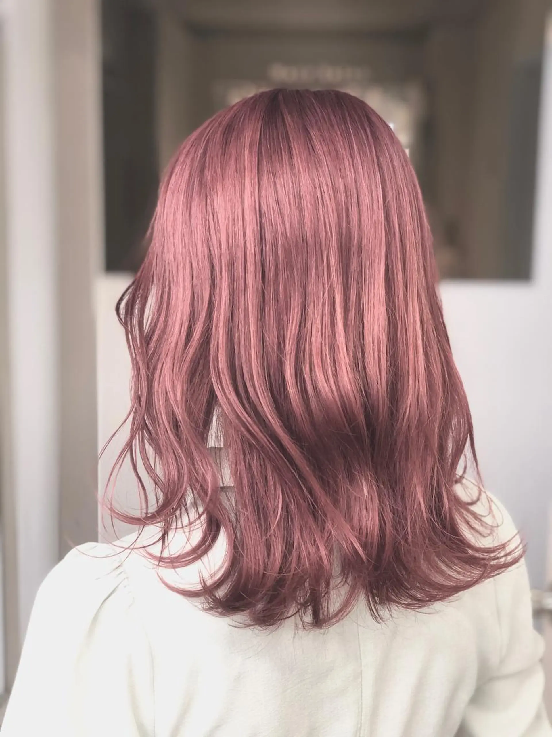 ミディアム EIGHT 船橋のヘアスタイル