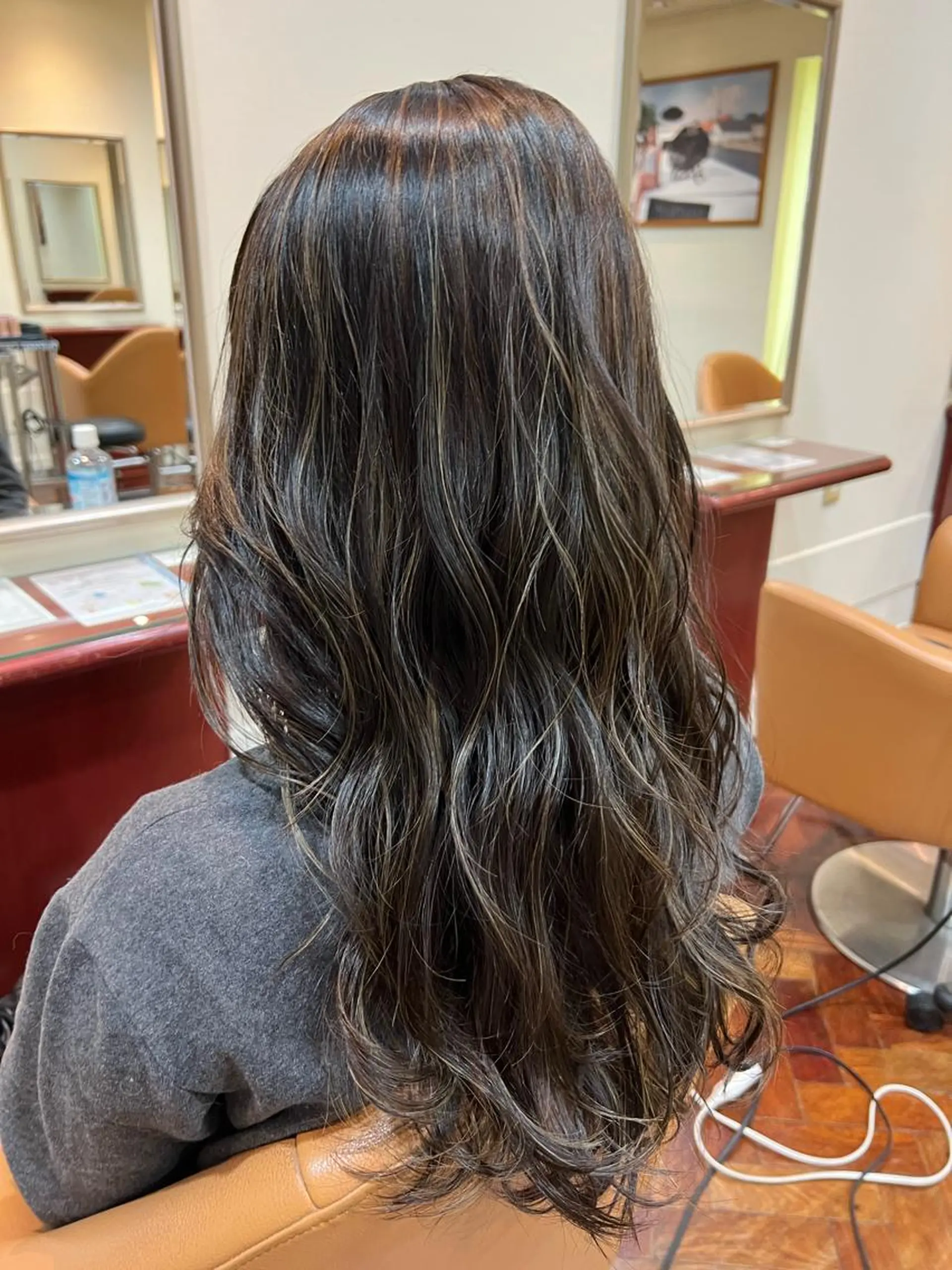 ロング カラー ハイライトカラー ハイライト 🫧‪ショート募集中 すずきたつや🫧‪のヘアスタイル