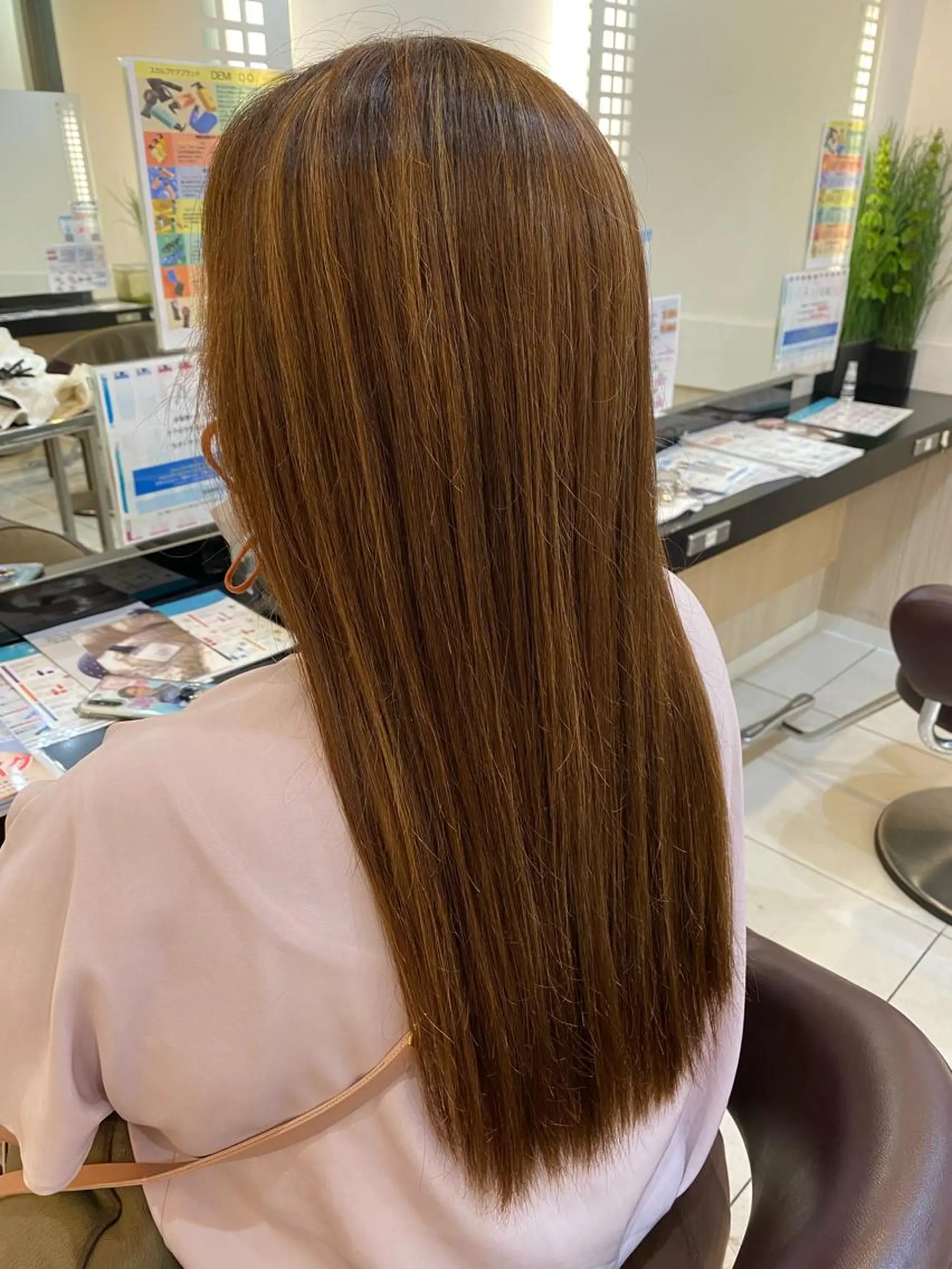 ロング カット 縮毛矯正 たけだゆめ ダブルカラーのヘアスタイル