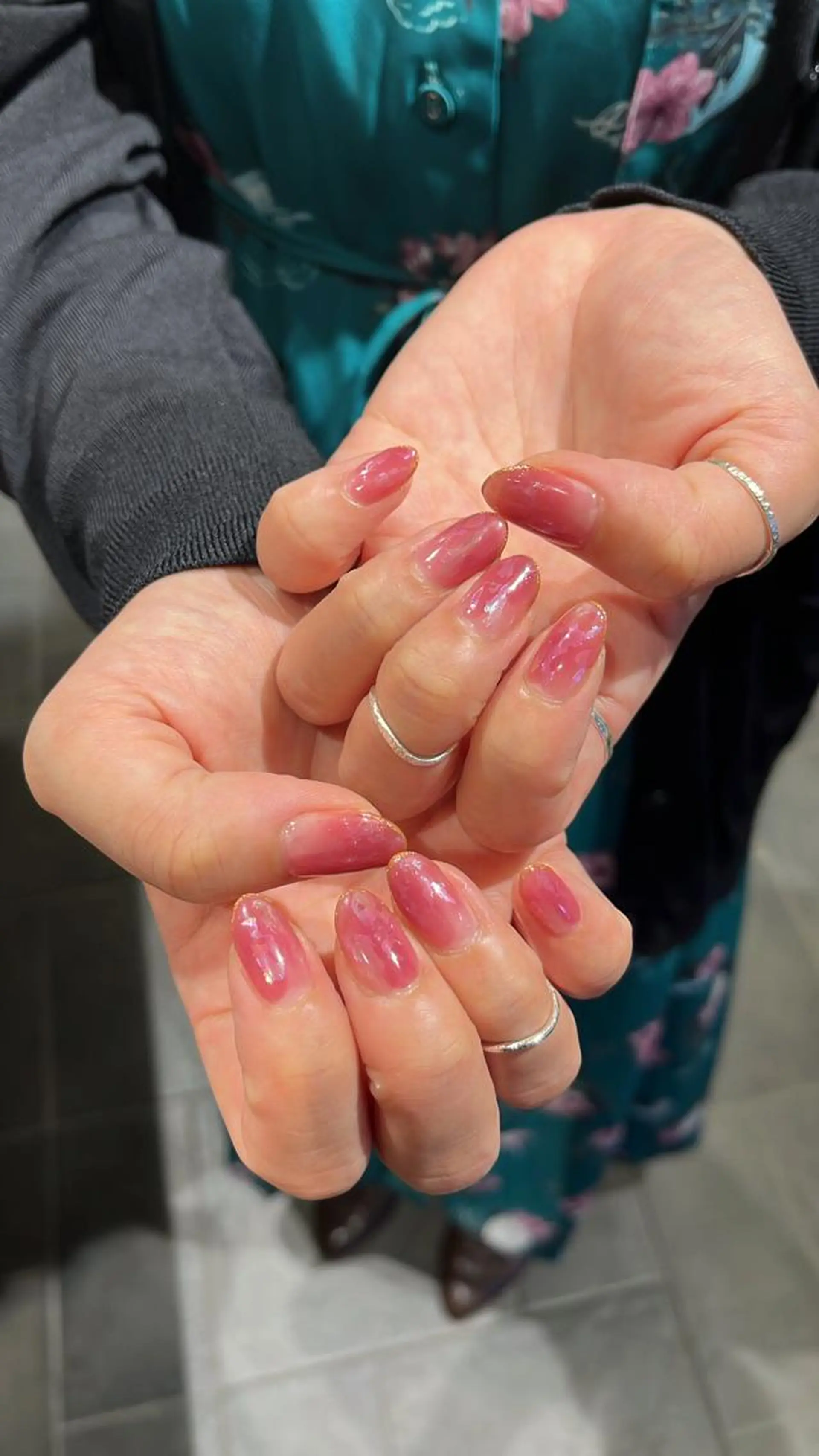 ネイル 鈴木 里奈のネイルデザイン