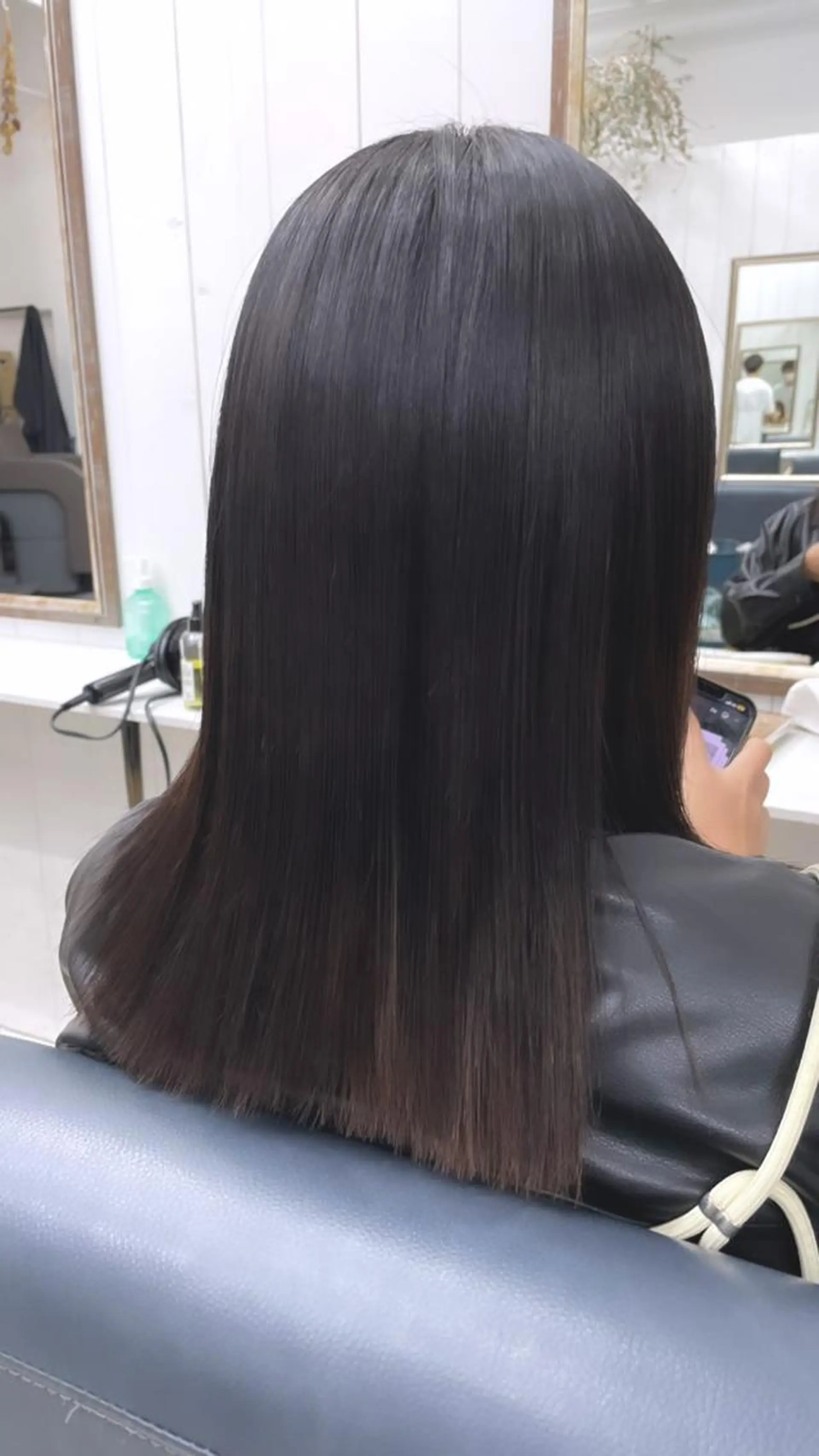 ロング 縮毛矯正 Ann. /レイヤーカットのヘアスタイル