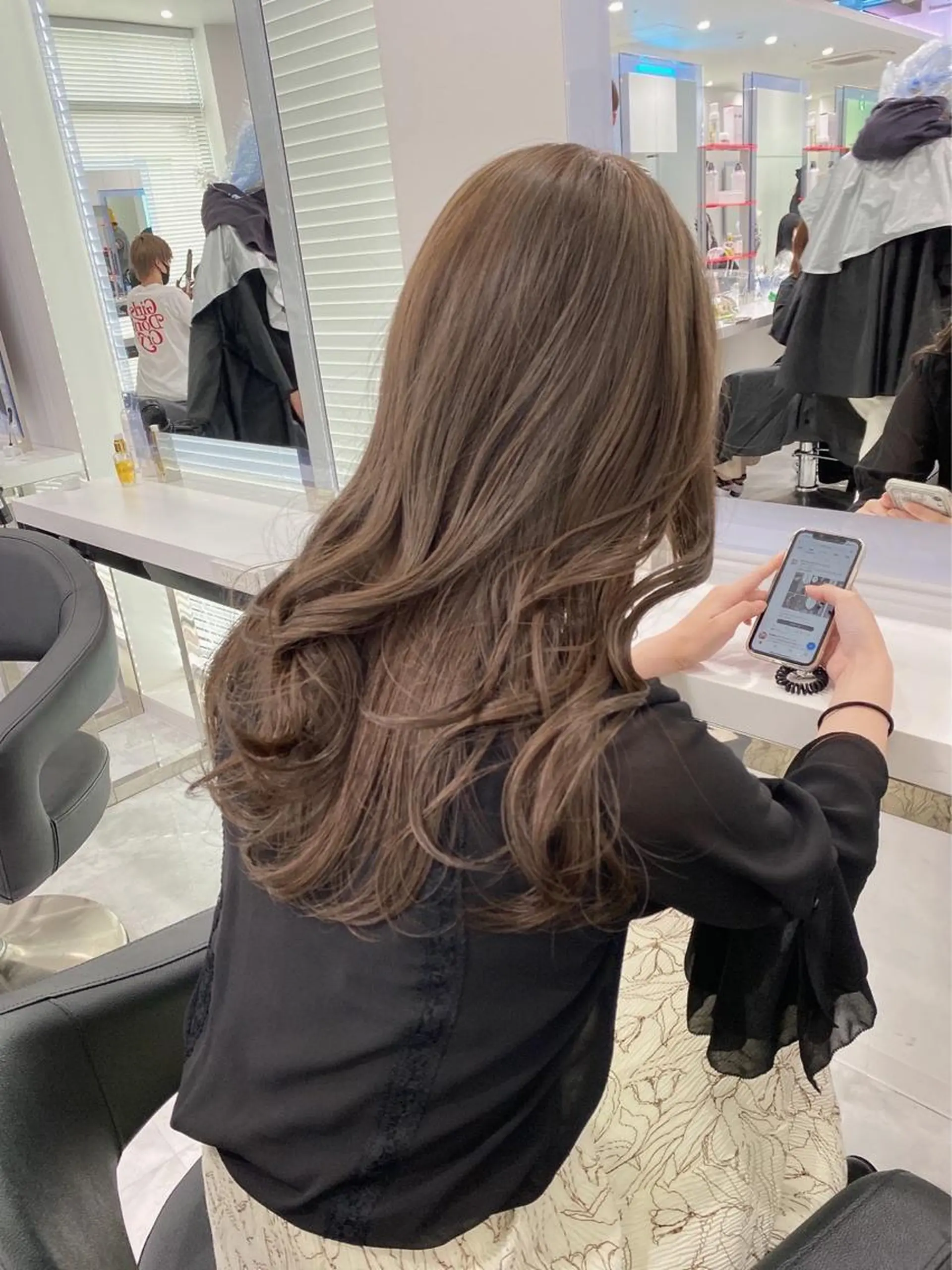 セミロング トレンドモテカラー 🩷色落ちまで可愛くのヘアスタイル