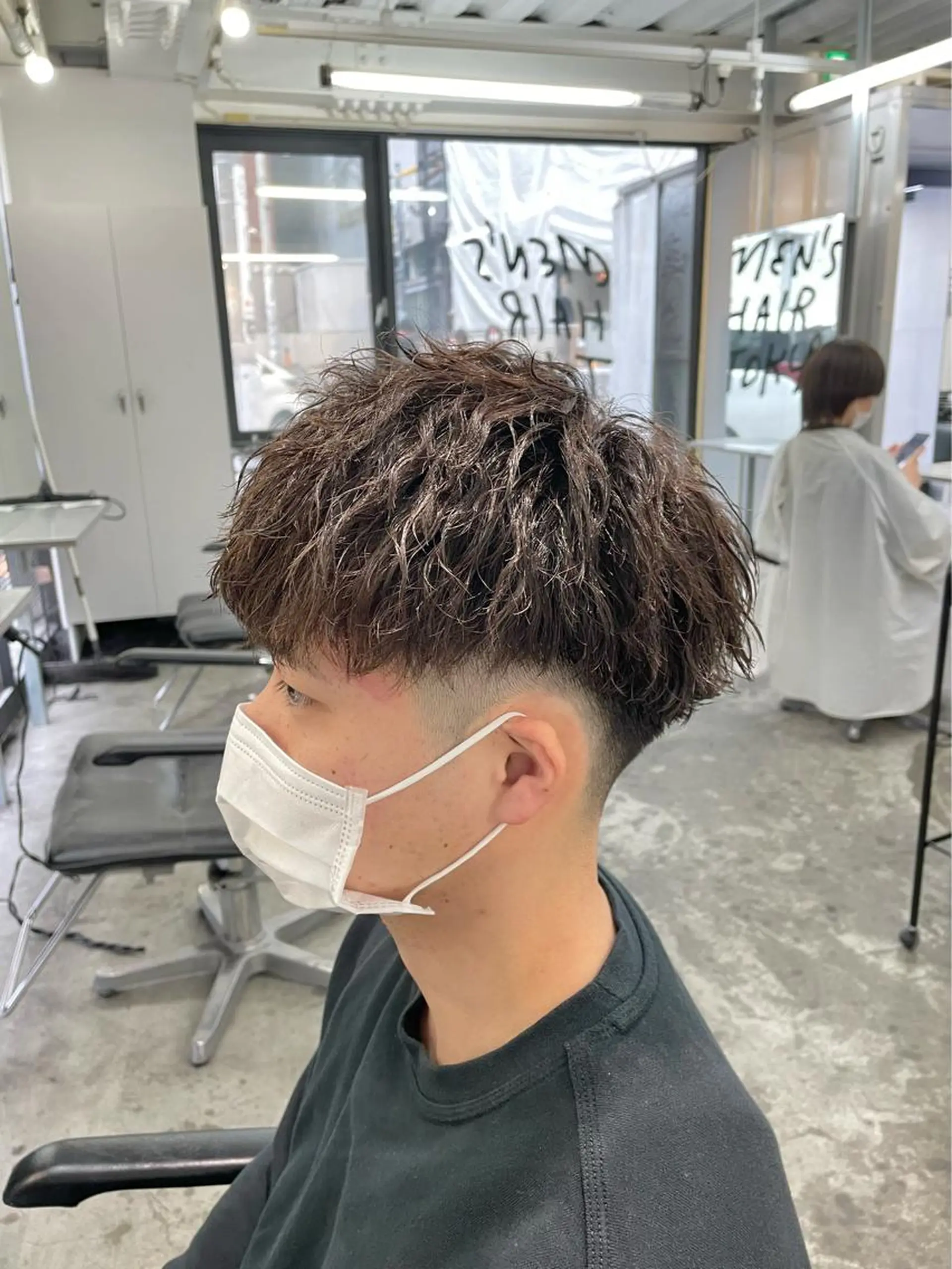 ショート パーマ メンズ フェードカット カット パーマ メンズ特化美容師/ 藤戸 椋のヘアスタイル