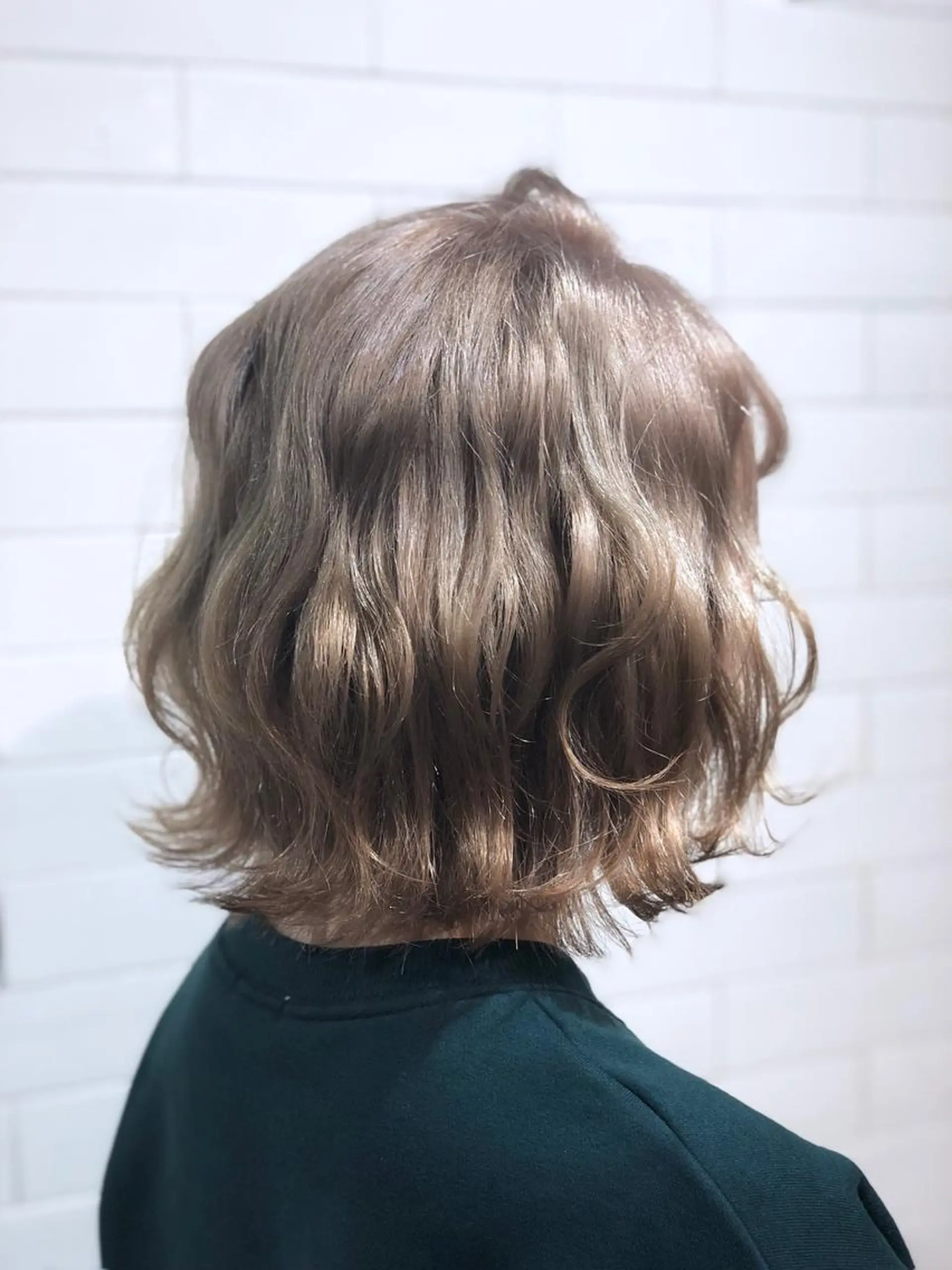 ショート 🤍髪質改善➕透明感 カラー🤍川上葵のヘアスタイル