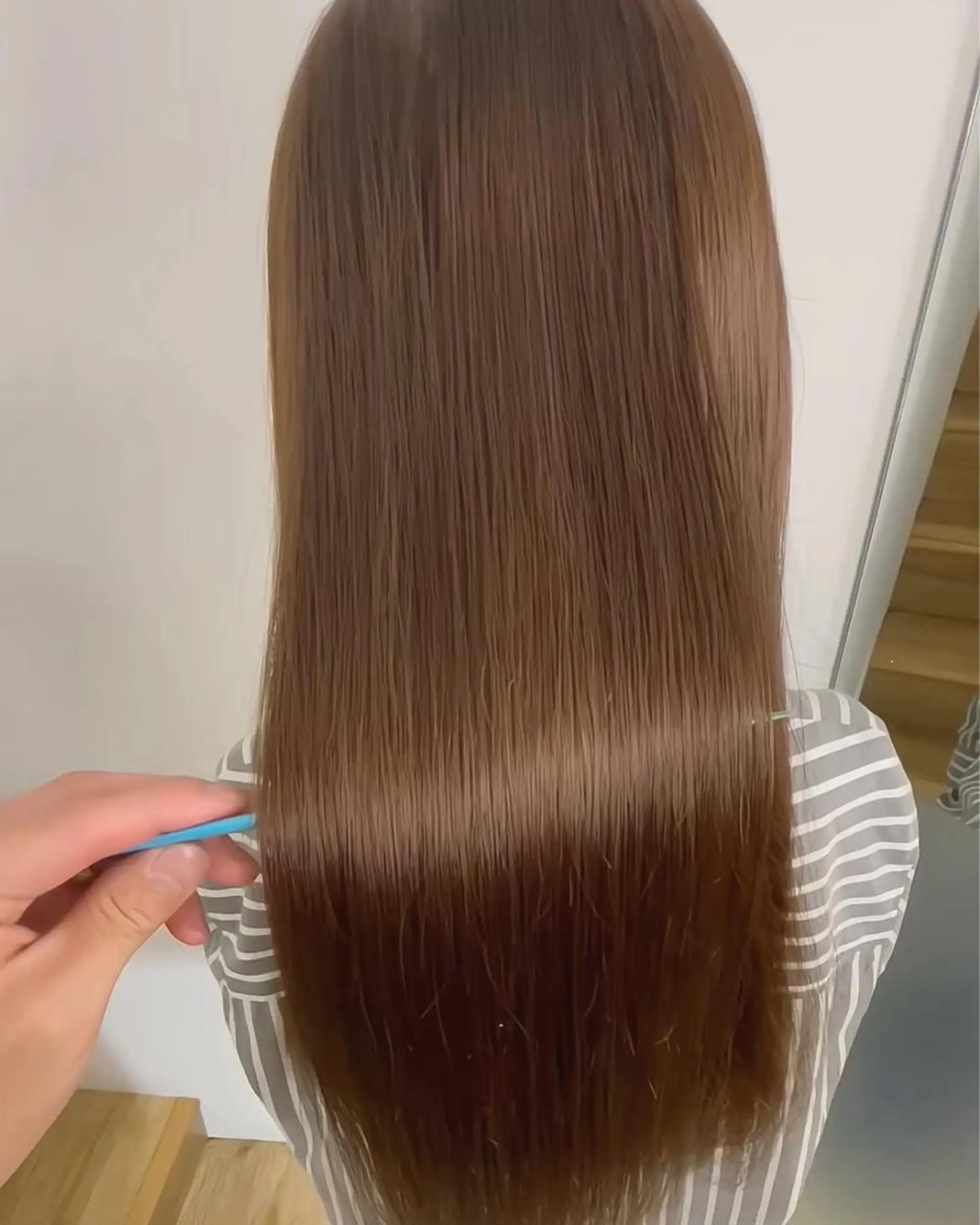 ロング カラー ヘアアレンジ カット ヘアカラー トリートメント リベルテ所属・♦️髪質改善韓国レイ ヤー♦️副店長のヘアスタイル