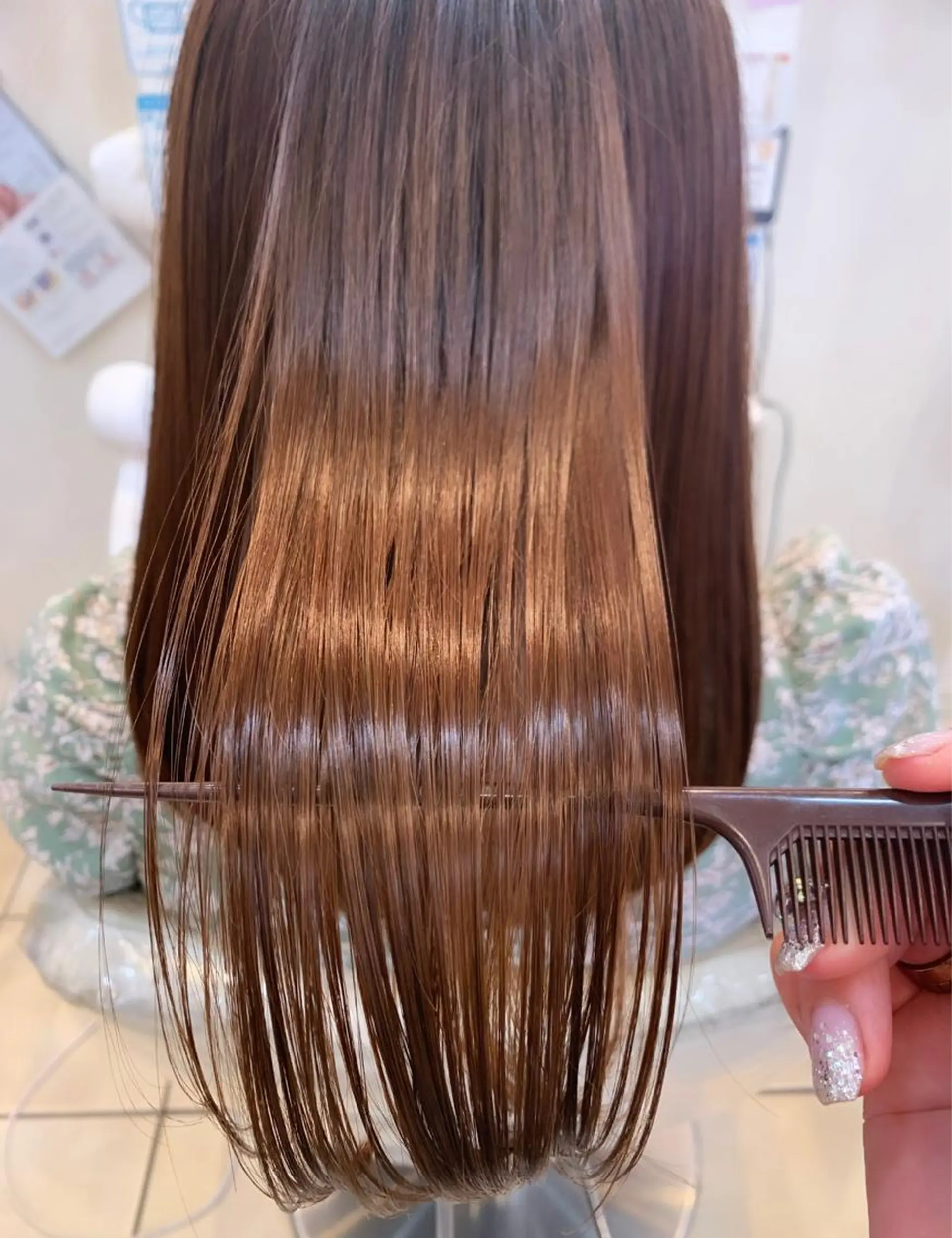 セミロング カット トリートメント 岩本 菖のヘアスタイル