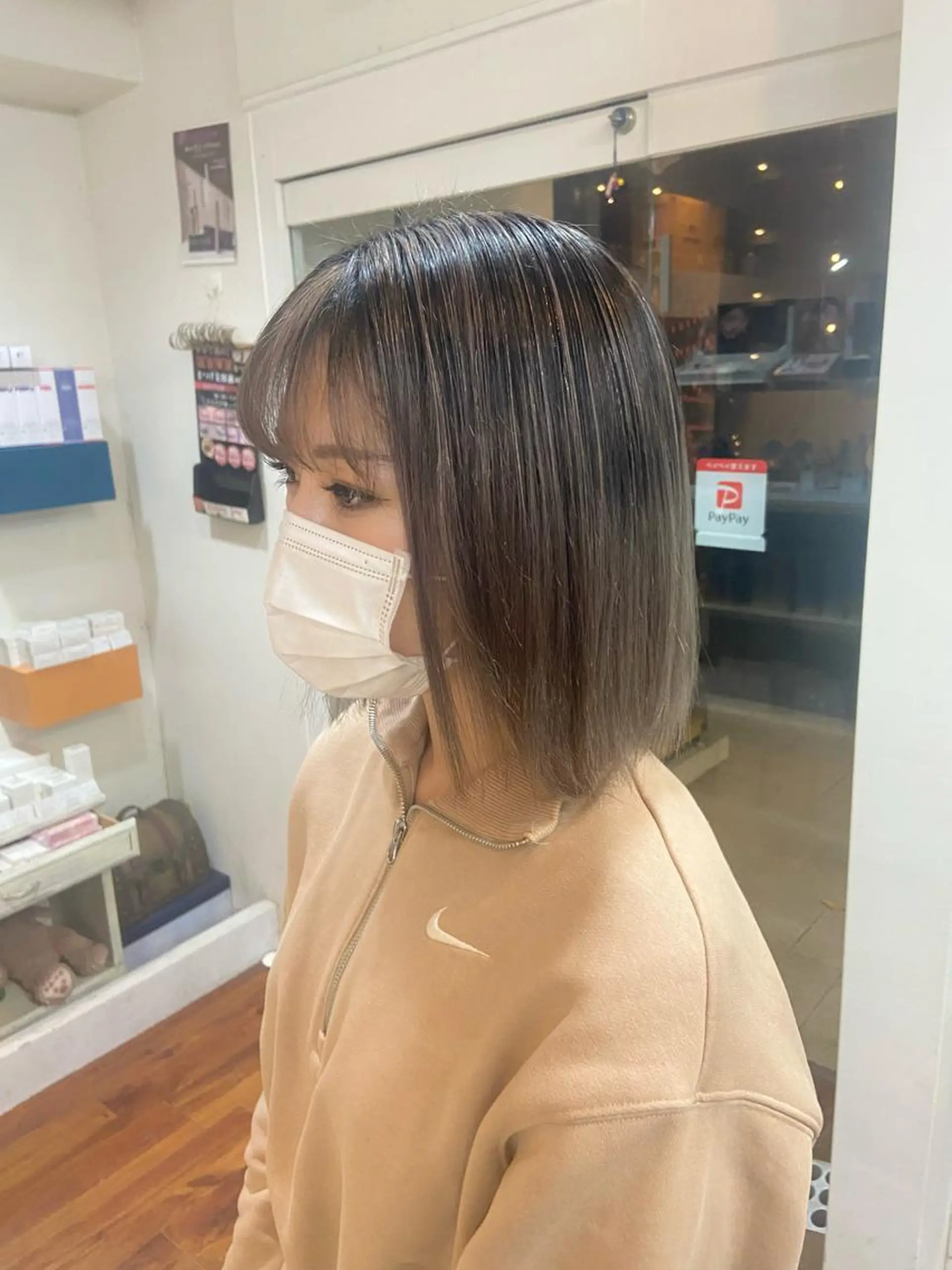 ショート カラー バレイヤージュ ブリーチ レイヤーカット 伏見稲荷/髪質改善/ ブリーチ/西川奈穂のヘアスタイル