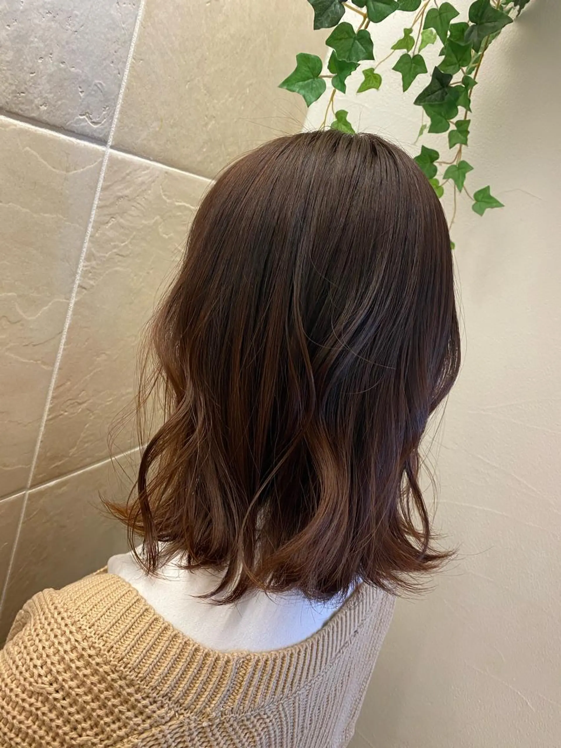 ミディアム ヘアカラー 茅ヶ崎/ハイライト/ ハイトーン/関口実華のヘアスタイル
