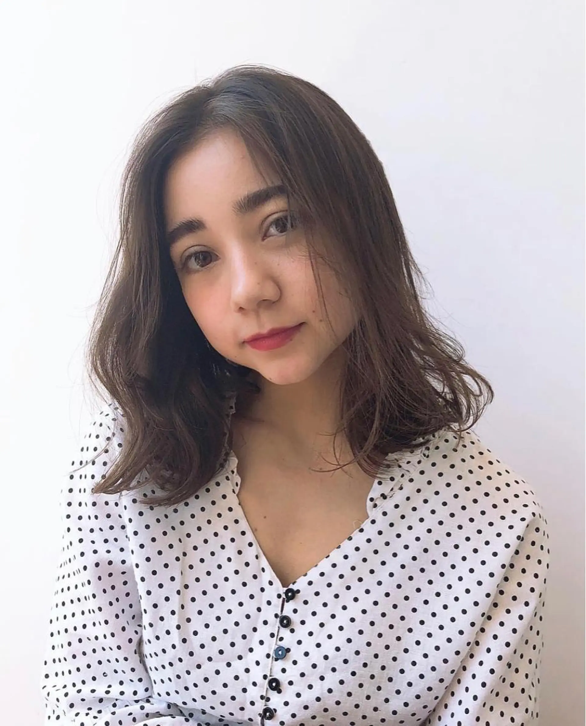 ミディアム ミディアムパーマ youres hair 髪質改善トリートメント&ヘッドスパ 恵比寿本店【ユアーズ ヘア】所属・✨美髪エステ✨ 佐々木みなみのヘアスタイル