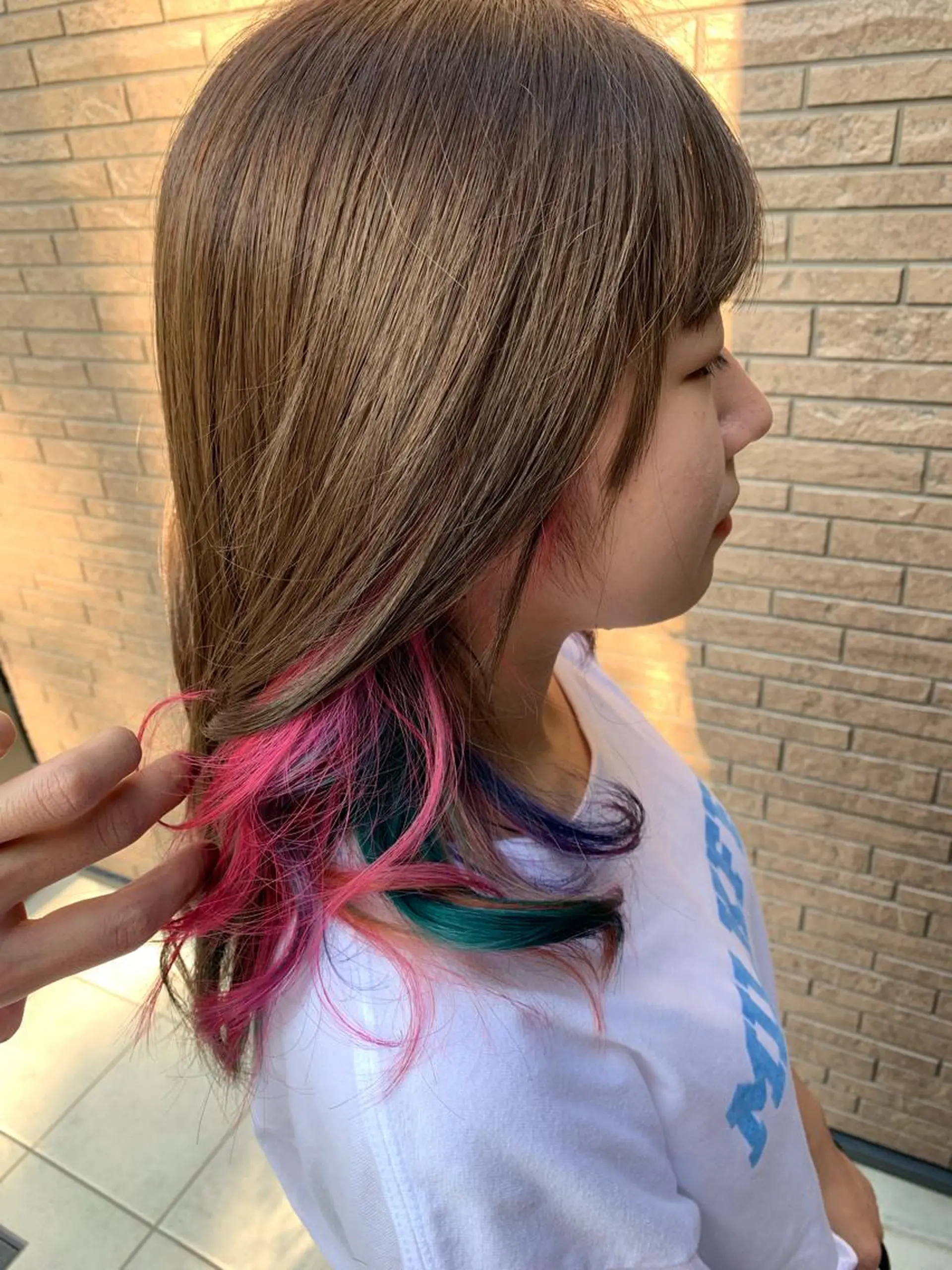 ミディアム カラー ヘアアレンジ インナーカラー 韓国風ツヤ髪サロン ⭐️髪質改善ルーチェのヘアスタイル