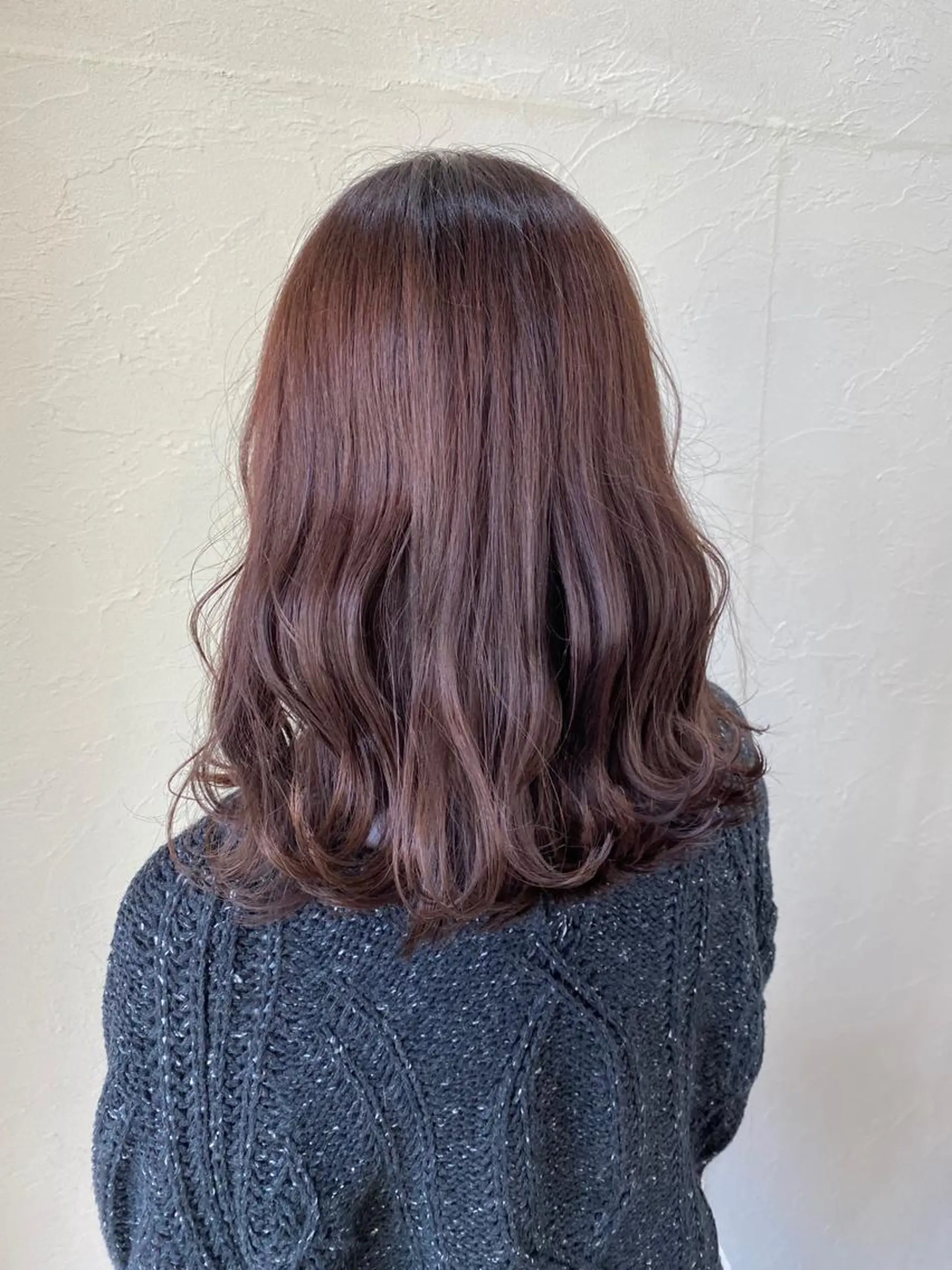 セミロング カラー 黒髪 ブラウンカラー ピンクカラー ピンクブラウン 卒業式のヘアスタイル ヘアカラー トリートメント ENIF ヤマグチアツコのヘアスタイル