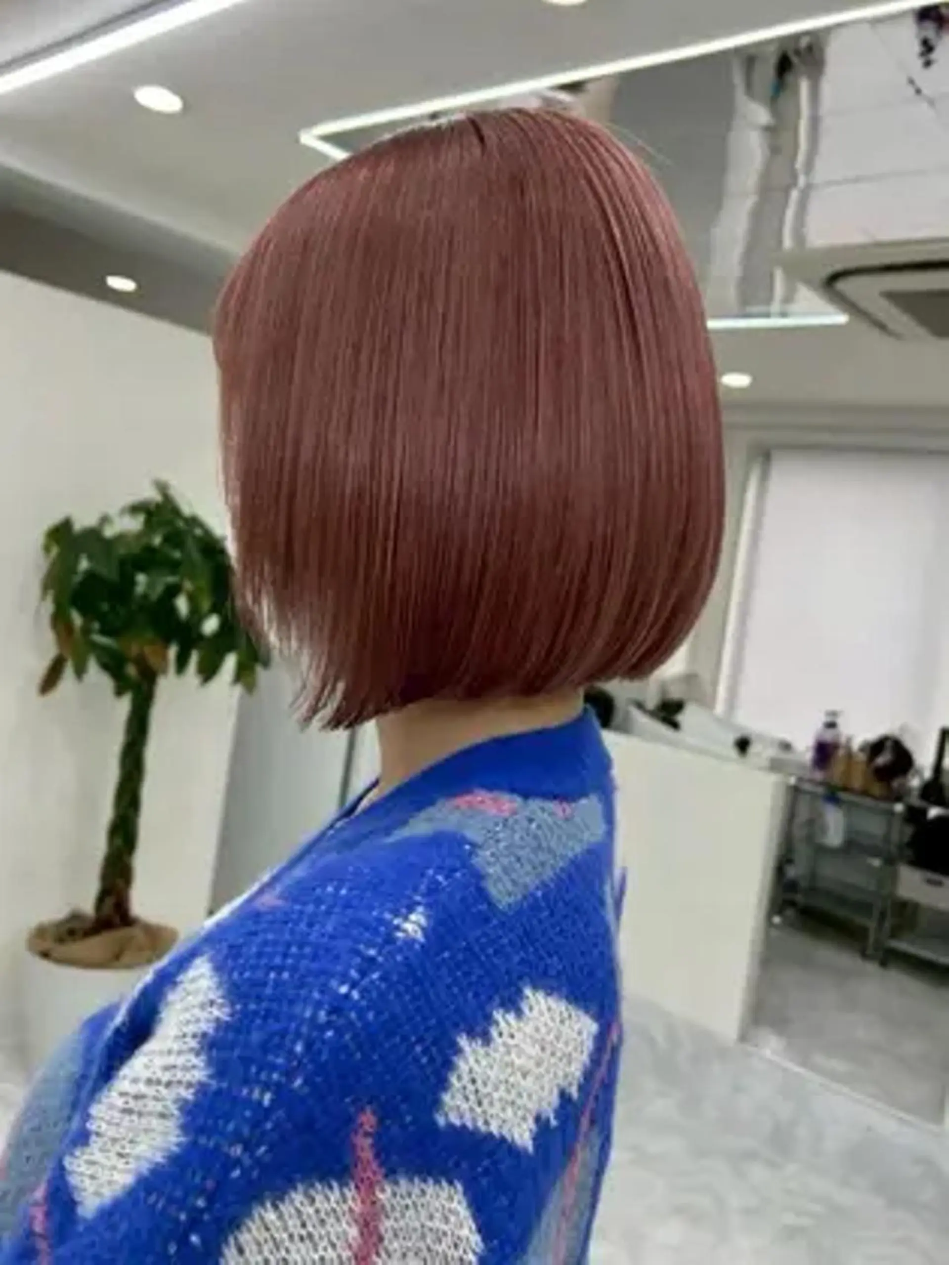 ミディアム カラー アディクシーカラー アッシュ バレイヤージュ ベージュカラー ブルーカラー 女性専用サロン梅田 髪質改善カラーakiのヘアスタイル