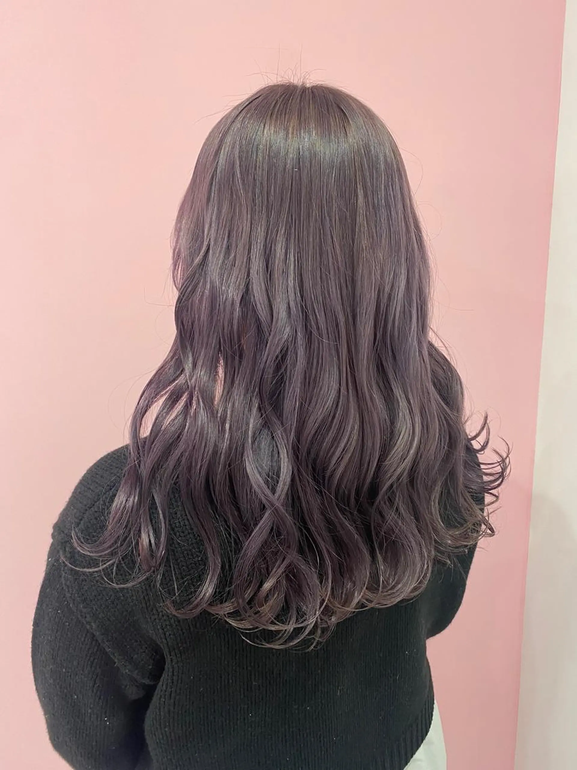 ロング カラー ラベンダーカラー カット ヘアカラー トリートメント 小谷野 真優のヘアスタイル