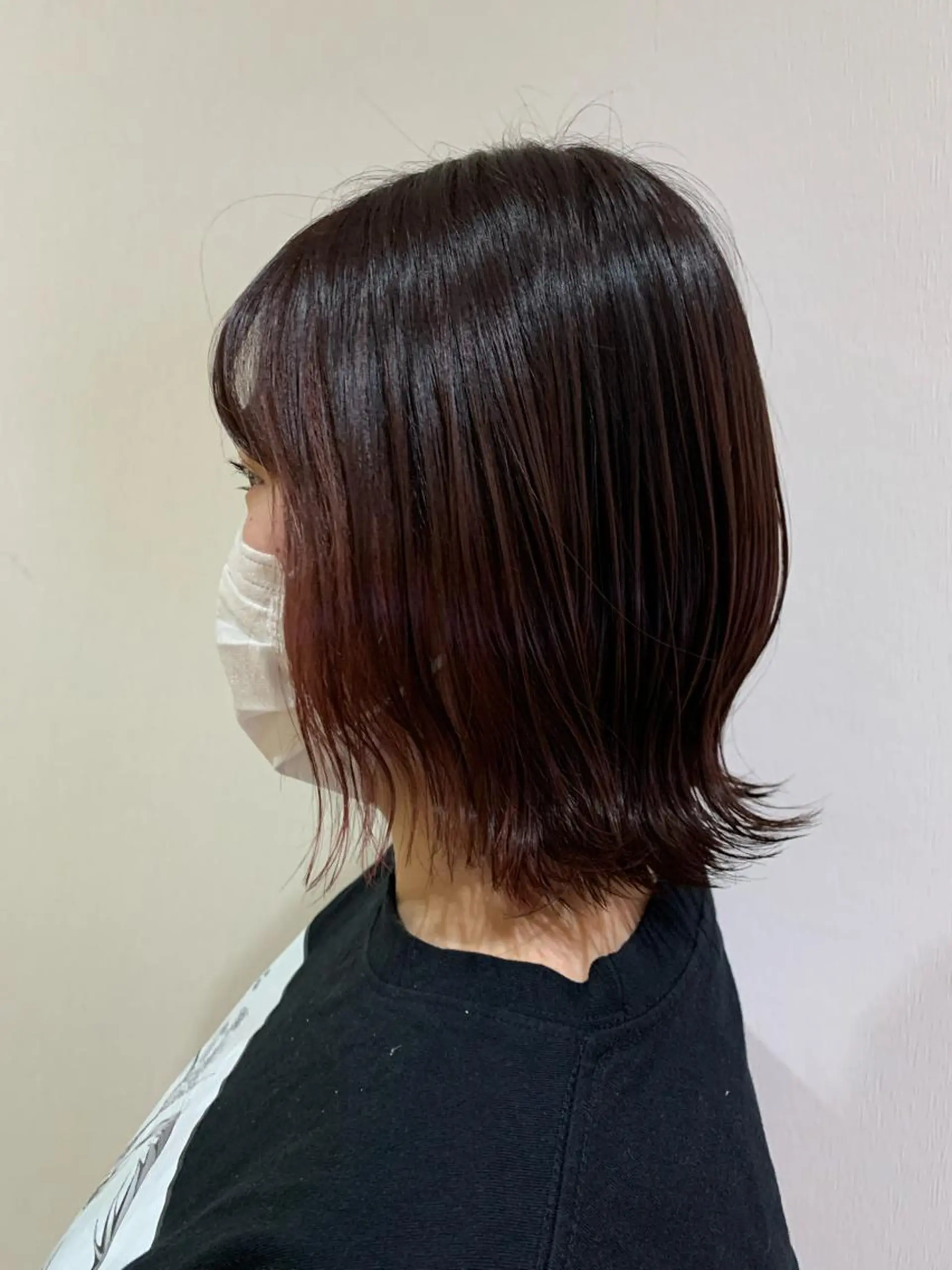ミディアム カラー ピンクカラー バイオレットカラー カット ヘアカラー 相澤 茉澄のヘアスタイル