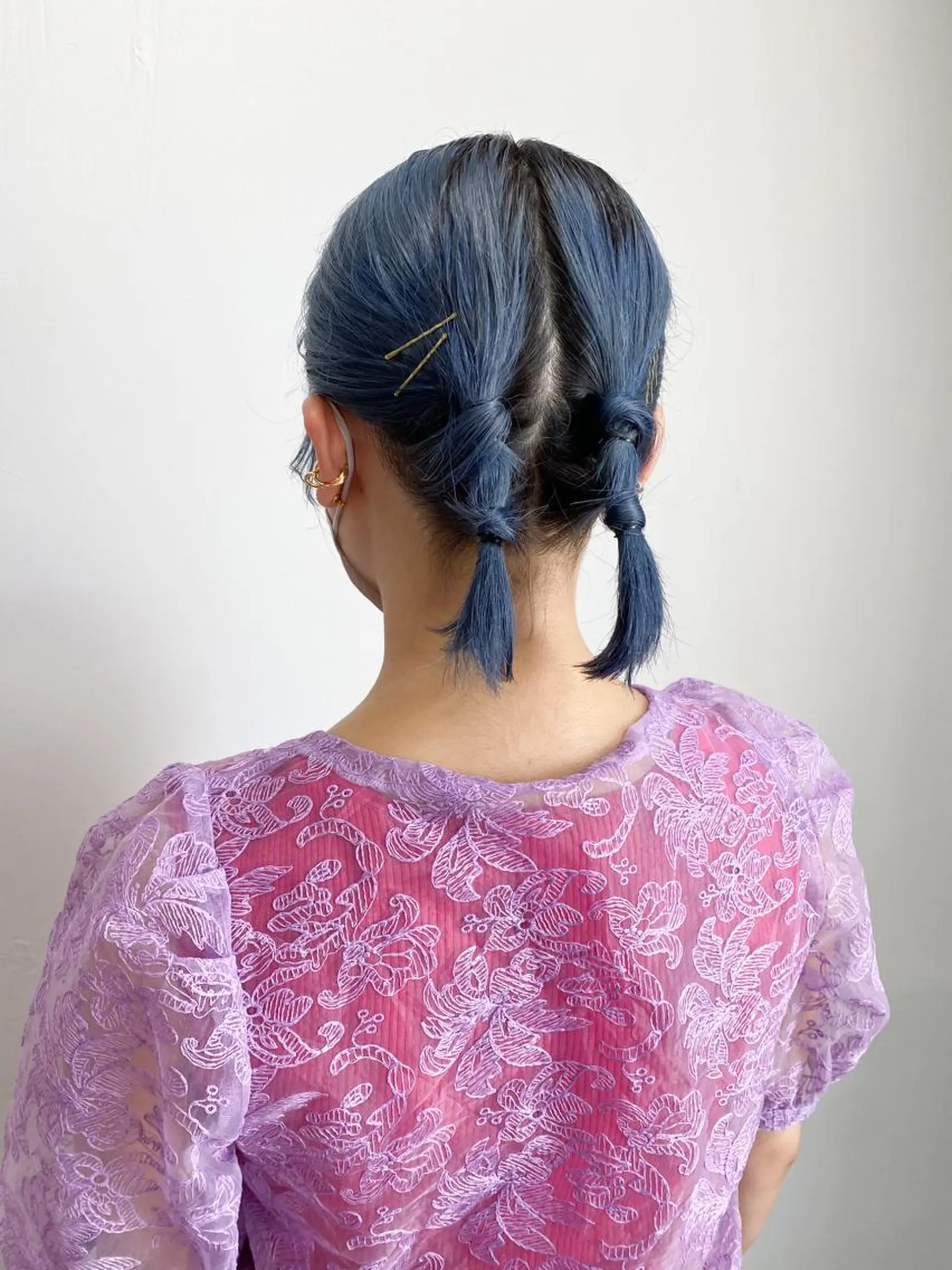 ミディアム カラー ヘアアレンジ デザインカラー ダブルカラー ハイトーンカラー ボブ カット ヘアカラー トリートメント 韓国ヘア×髪質 改善🇰🇷シオリのヘアスタイル