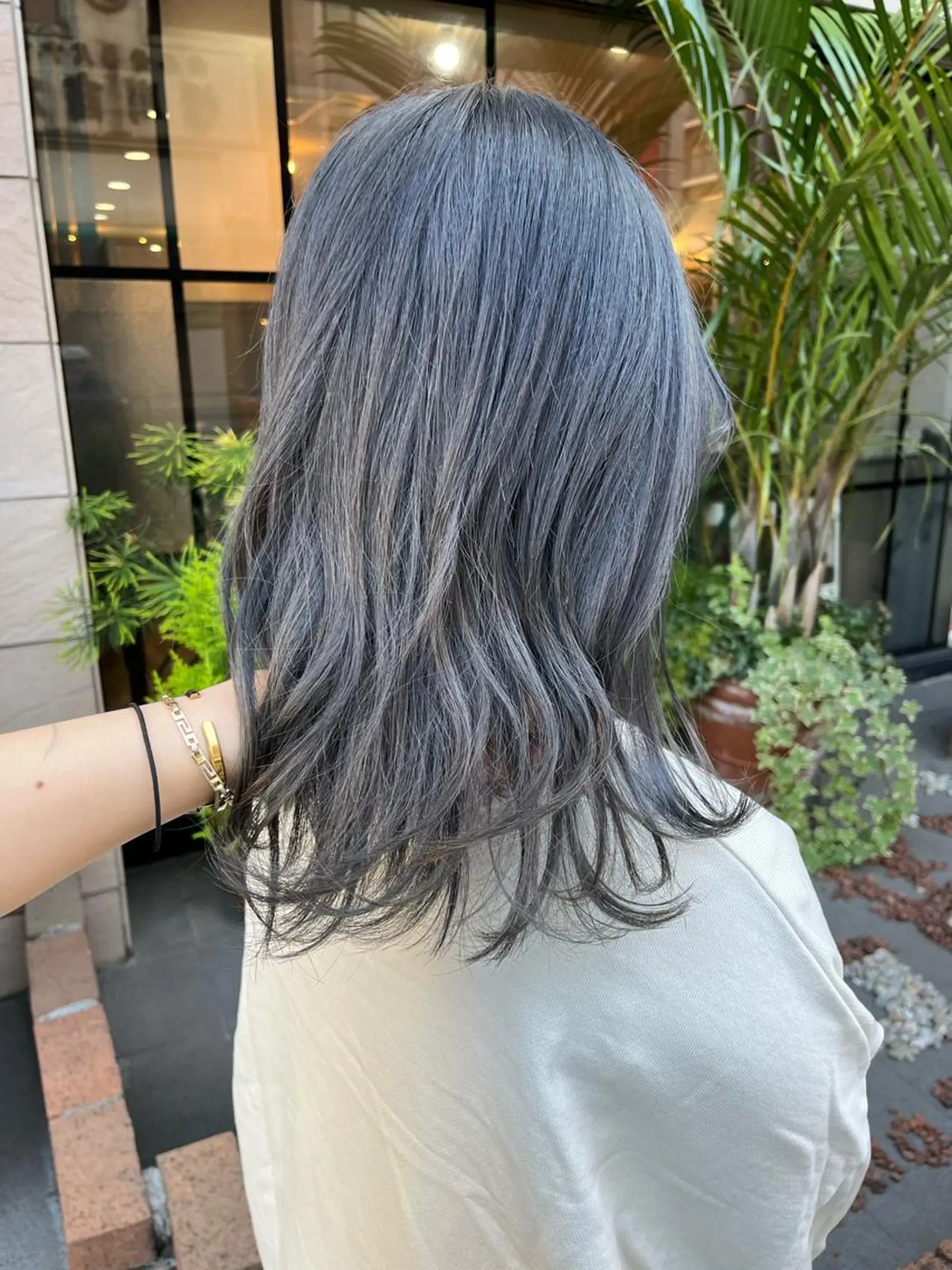 ミディアム カラー ブリーチ 透明感カラー ヘアカラー SHIAN 八王子👼鬼塚さやかのヘアスタイル
