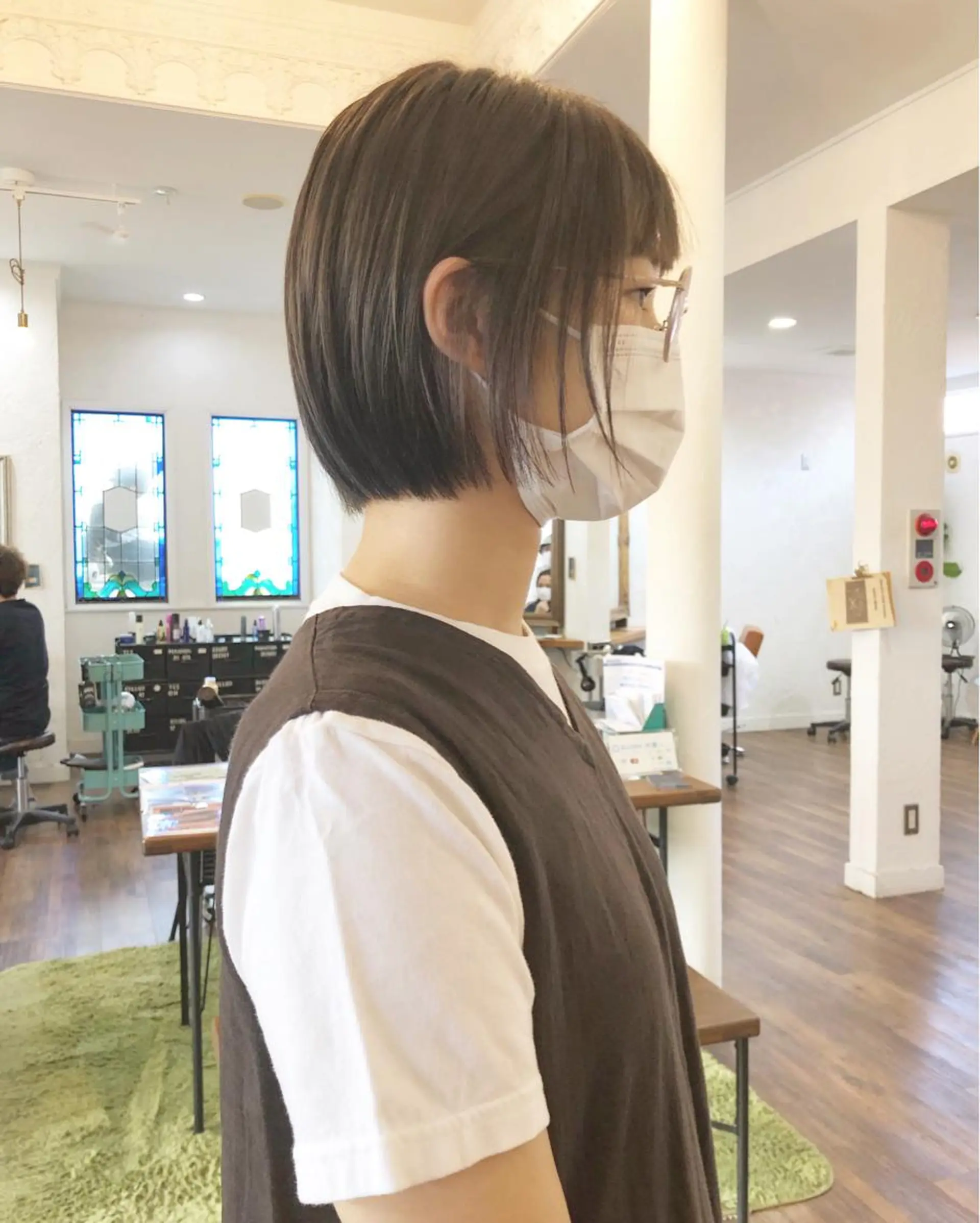 ショート カラー ボブ 髪質改善 トリートメント ヘアカラー トリートメント 江原 彩華のヘアスタイル