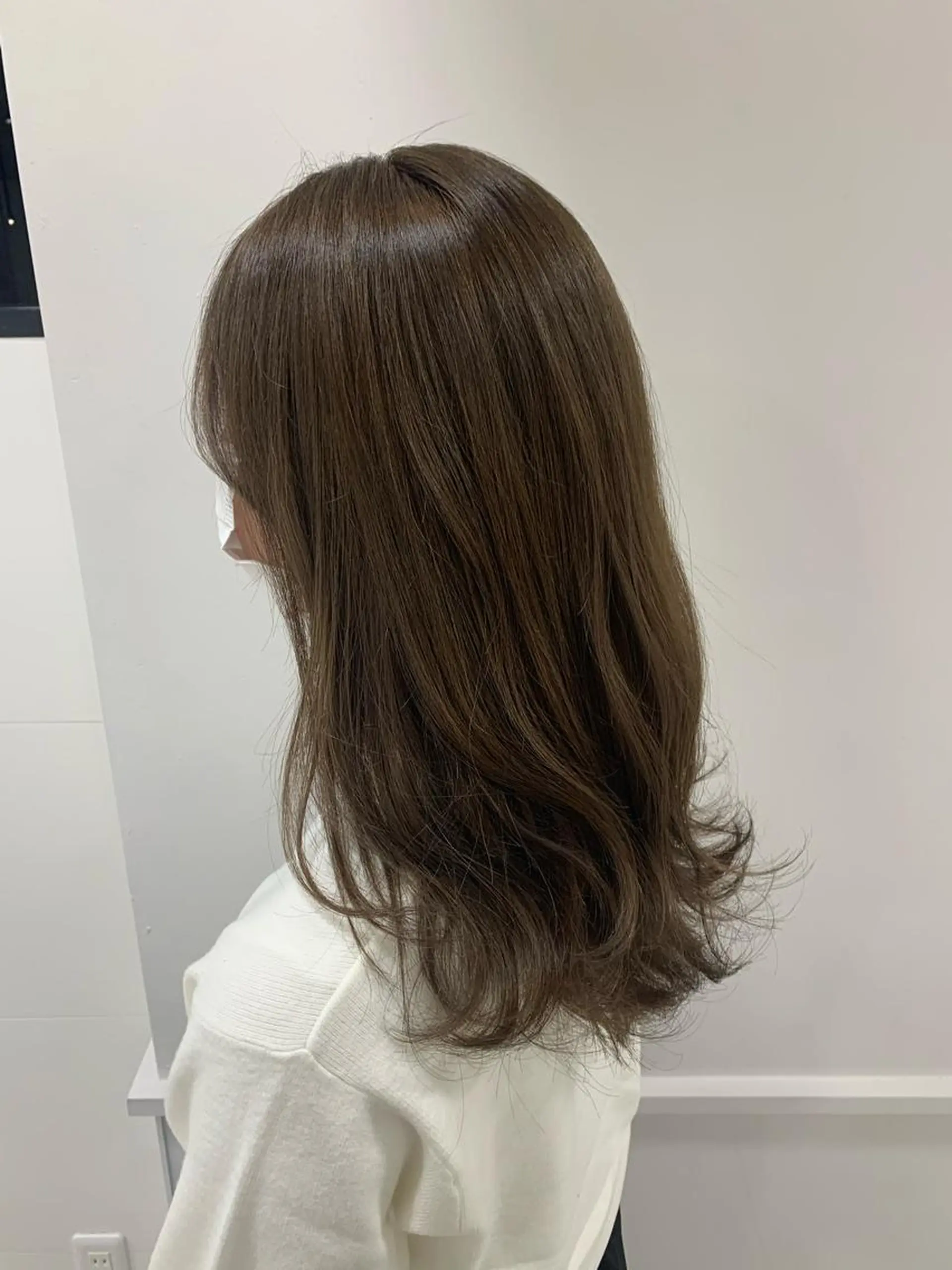 ロング ヘアカラー トリートメント 米津 優花のヘアスタイル