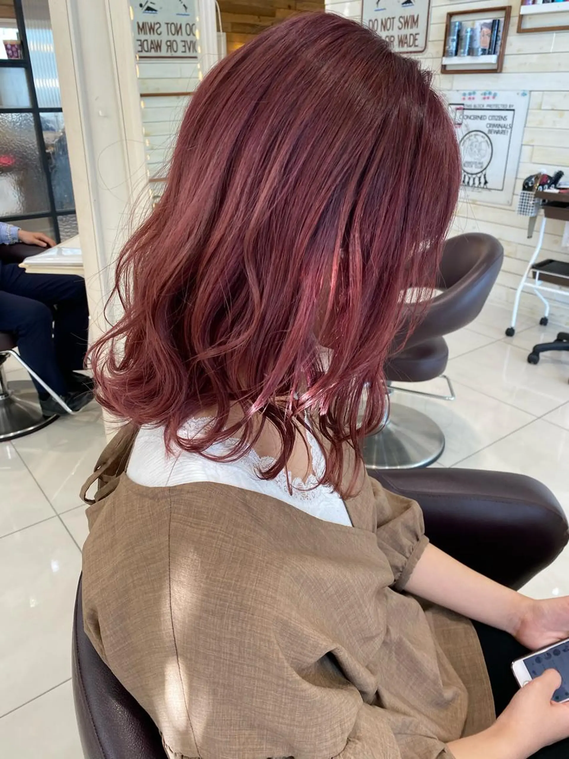 ミディアム riho/ブリーチ/ デザインカラー/辻堂のヘアスタイル