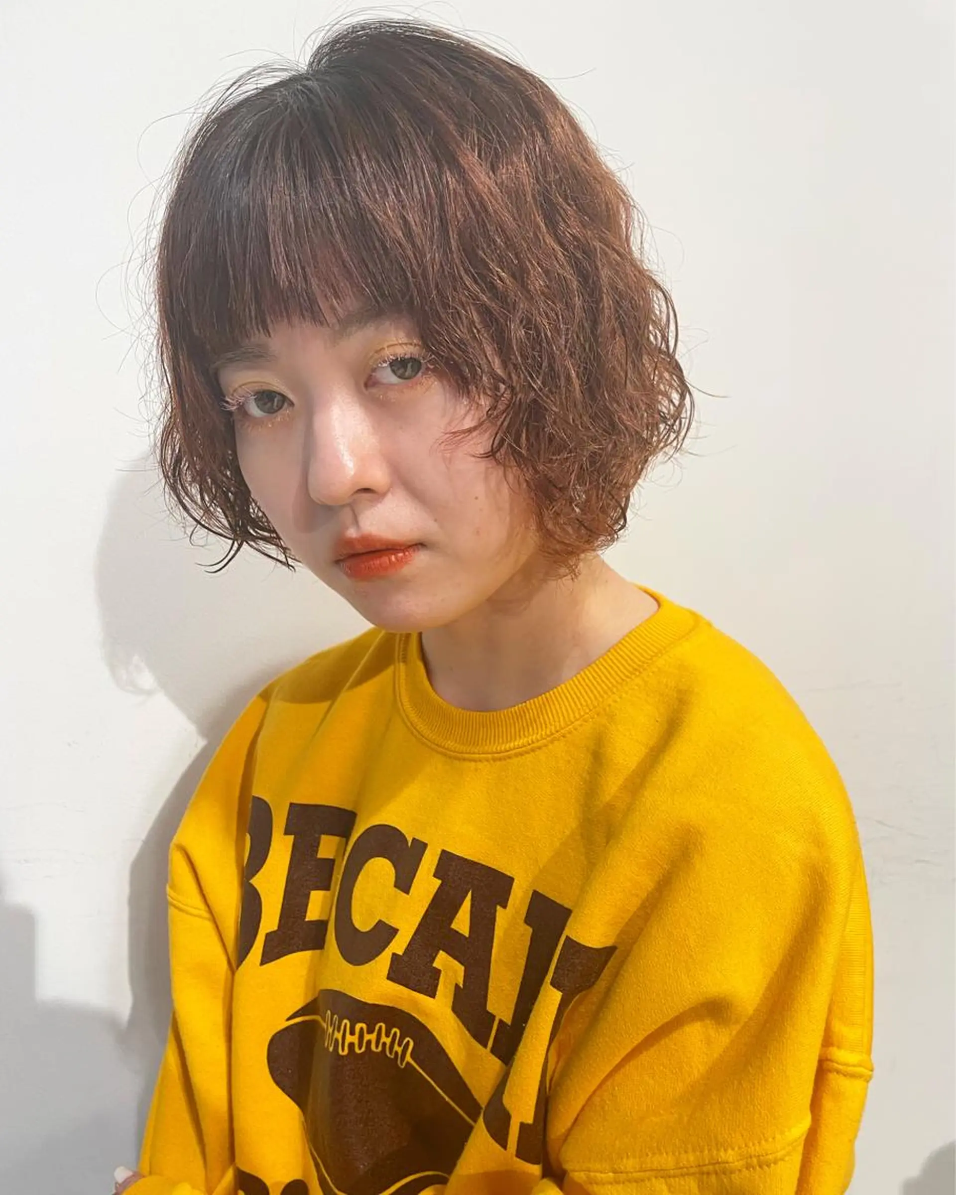 ミディアム パーマ ミディアムパーマ 似合わせカット tomo🍒パーマ ハイトーン似合わせのヘアスタイル