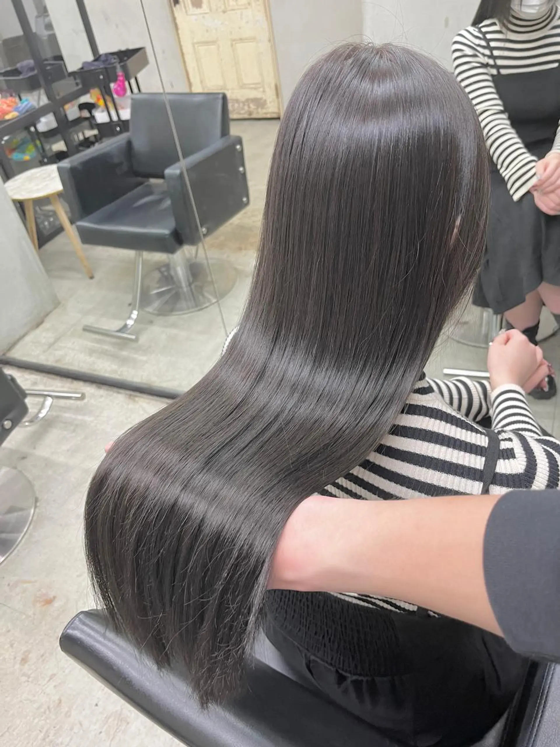 セミロング カラー パーマ ヘアアレンジ メンズ キッズ ネイル マツエク・マツパ アイブロウ 透明感カラー グレージュ 🌸グレージュ/ 艶髪🌸yutaのヘアスタイル