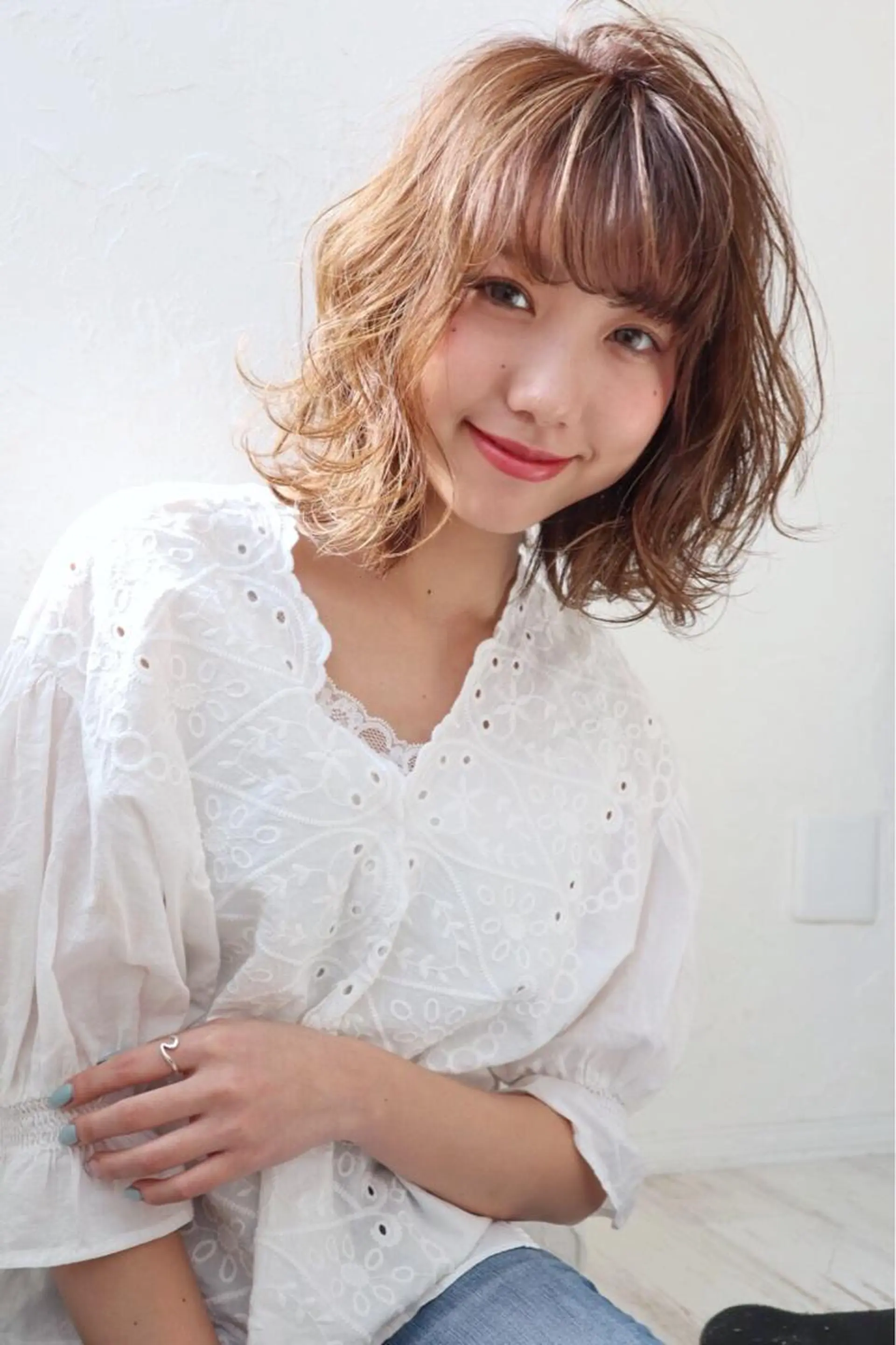 ミディアム カラー ベージュカラー ハイライトカラー イエローカラー ハイライト カット ヘアカラー レイヤー⭐️カラー ⭐️平川雅史のヘアスタイル