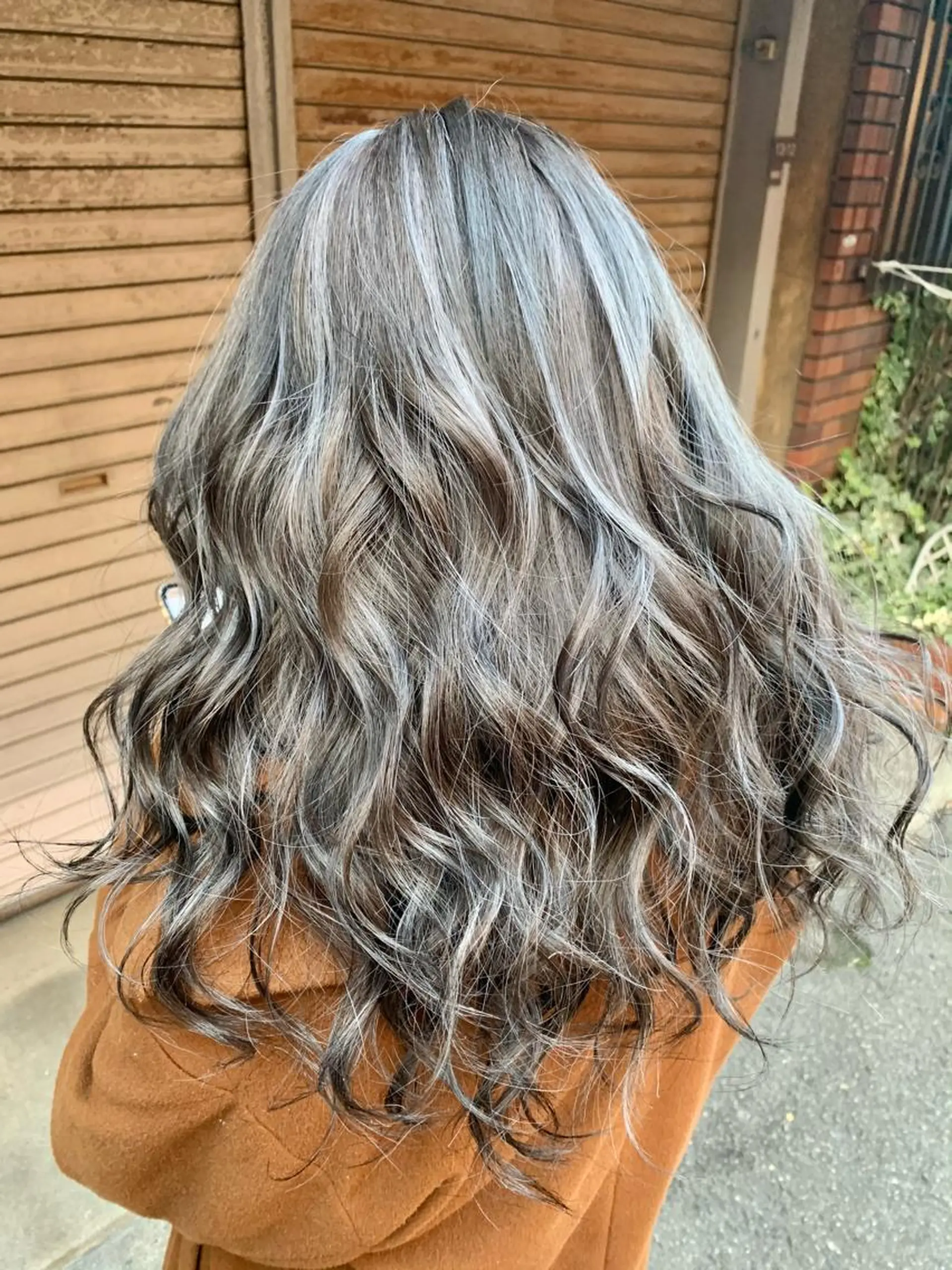 ロング カラー ヘアアレンジ ネイル マツエク・マツパ ヘアカラー ブリーチ特化 / share 元太のヘアスタイル
