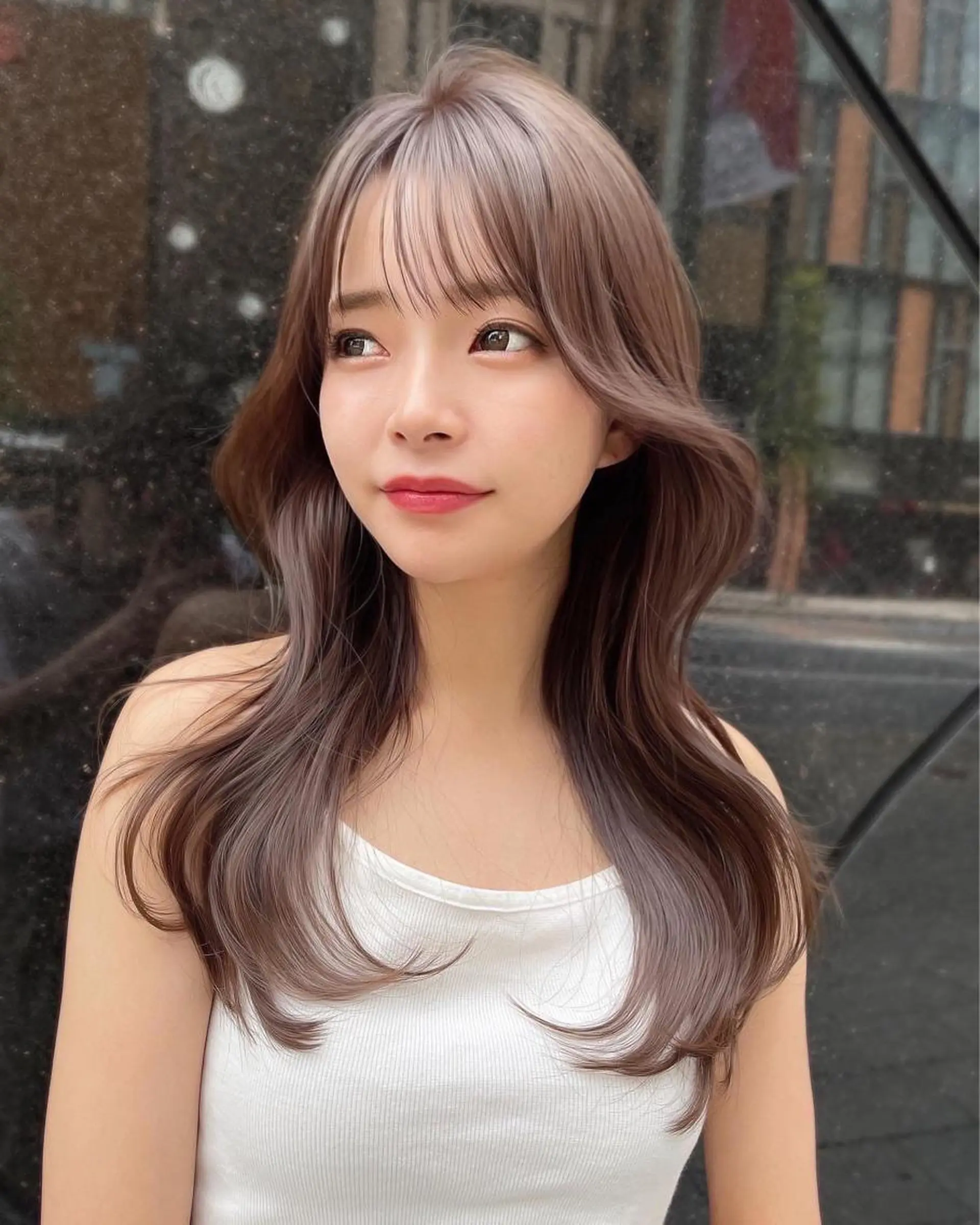 ミディアム くびれヘア レイヤーカット 似合わせカット 小顔カット カット ヘアカラー トリートメント ボブパーマ ウルフパーマのヘアスタイル