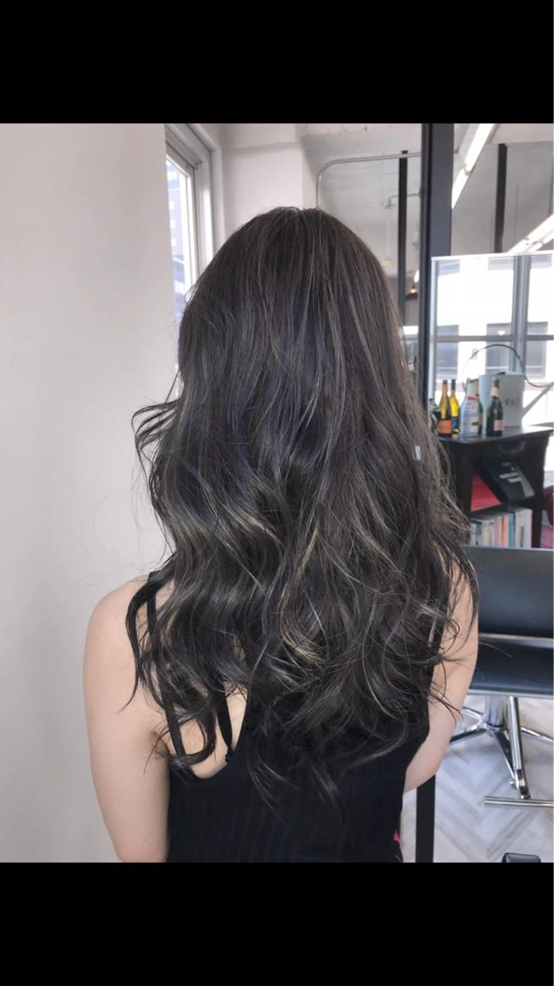 ロング カラー ハイライトカラー ハイライト ヘアカラー トリートメント 🌹 AKARI  🌹のヘアスタイル