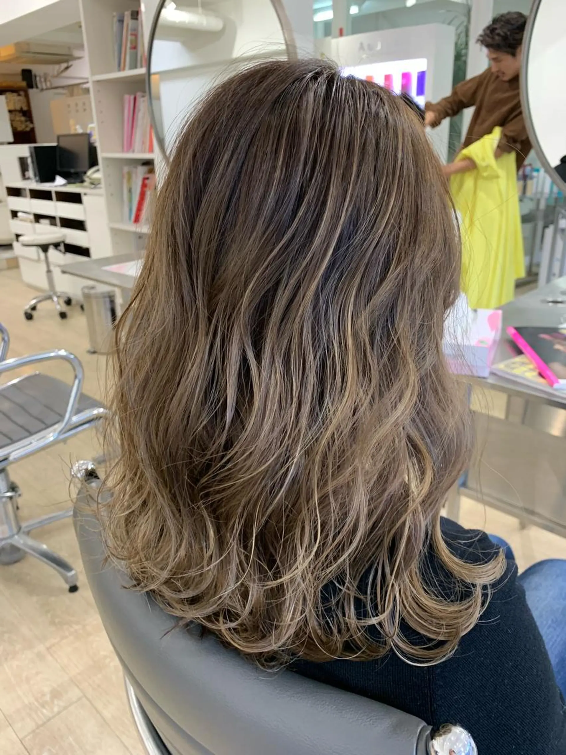 セミロング カラー Reb_keiji 👑小倉圭司のヘアスタイル