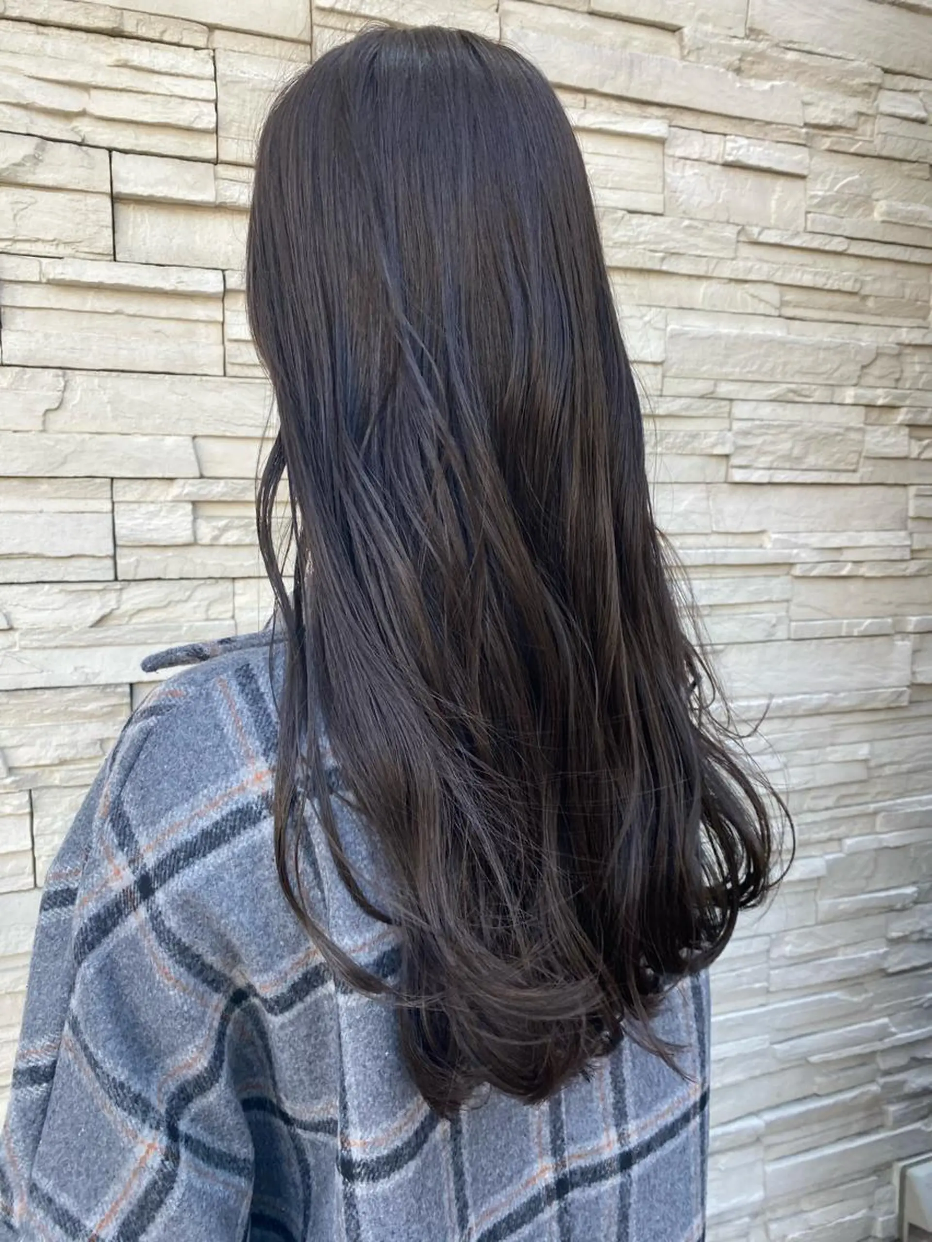 ロング カラー イルミナカラー ロング トリートメント 透明感カラーブリーチ 🌼シゲモトアヤ🌼のヘアスタイル