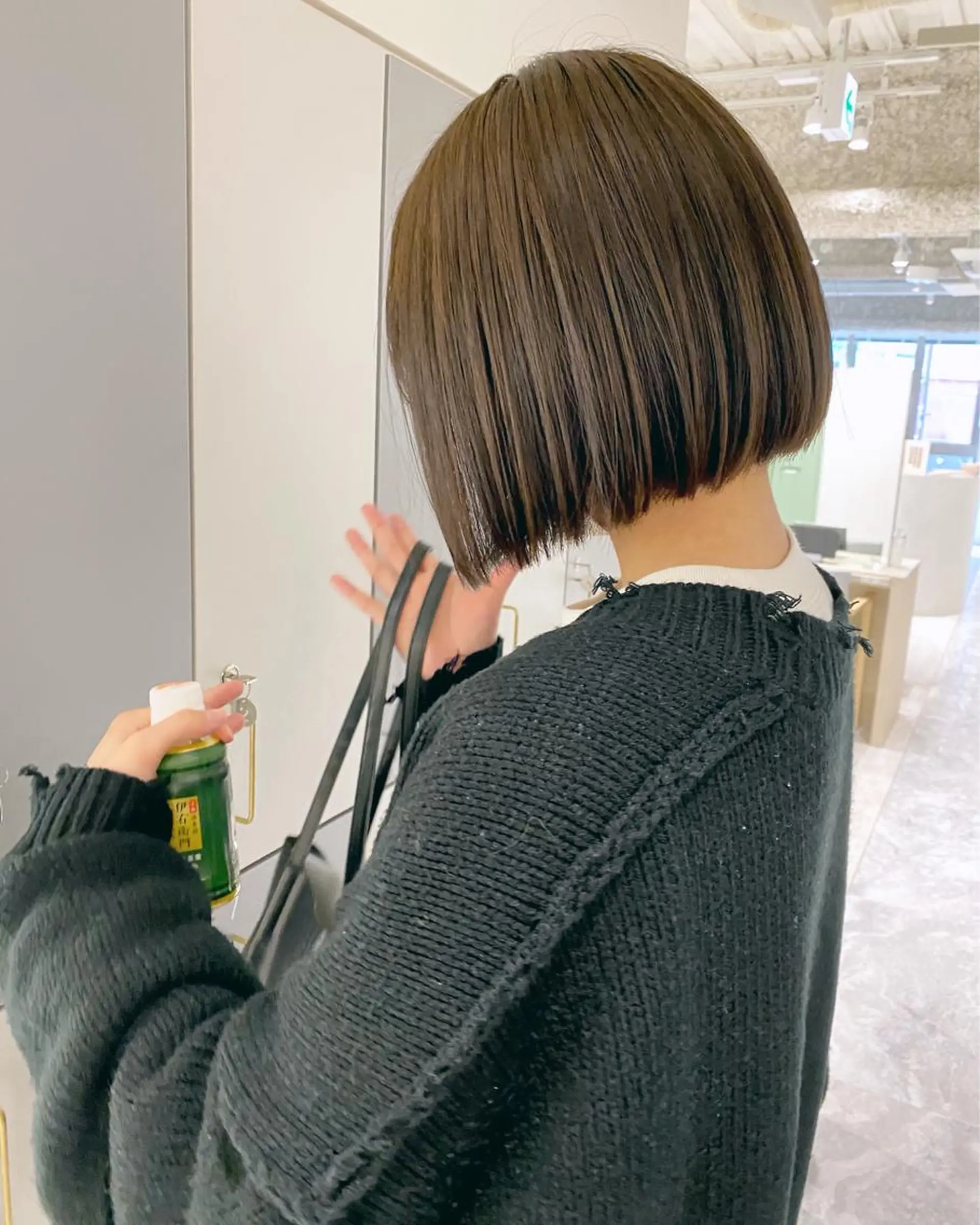 ショート カラー ベージュカラー 透明感カラー グレージュ オリーブカラー ボブ カット ヘアカラー トリートメント LOVESTOIKE 堂本のヘアスタイル