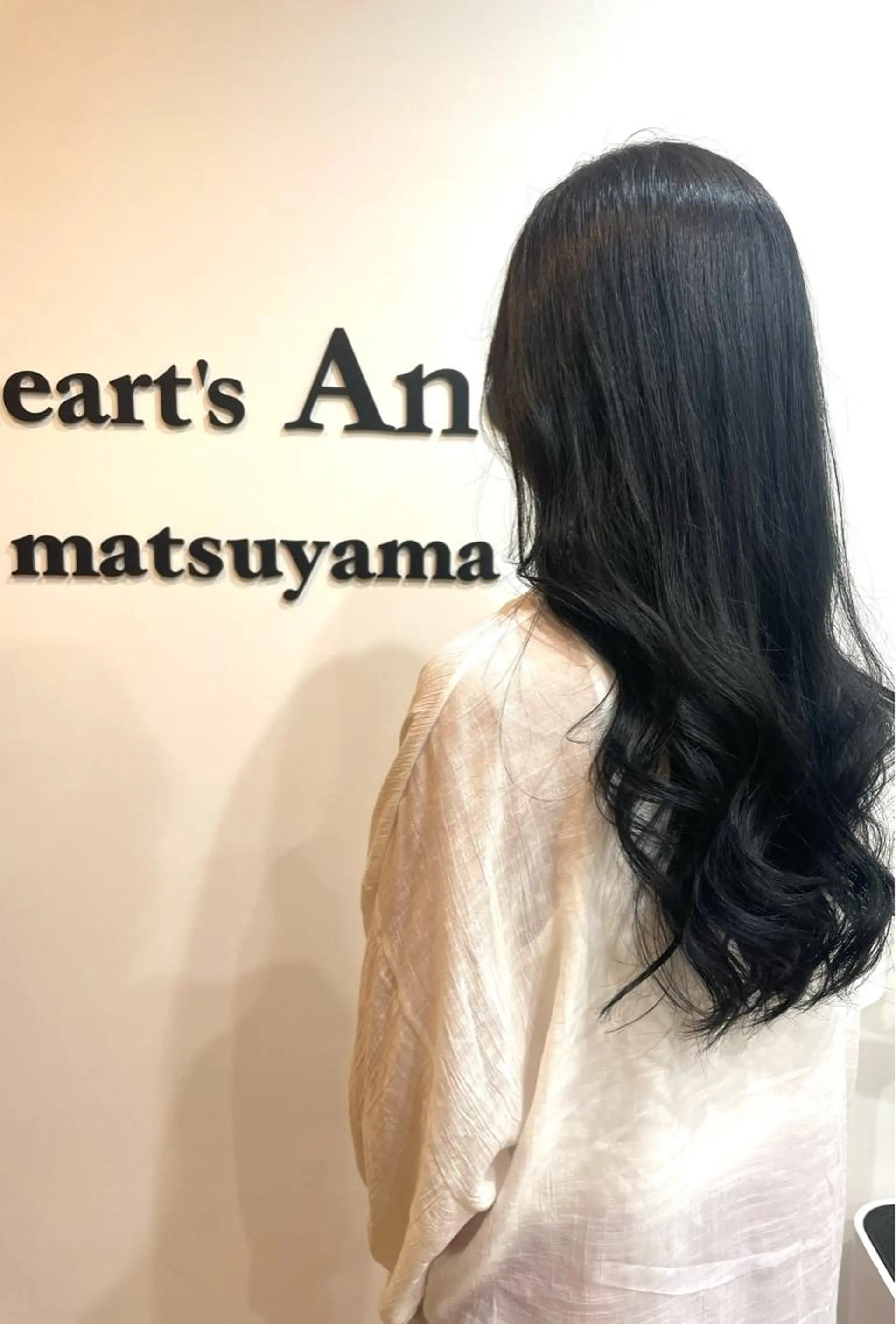 ロング カラー 透明感カラー Era Hatsuneのヘアスタイル